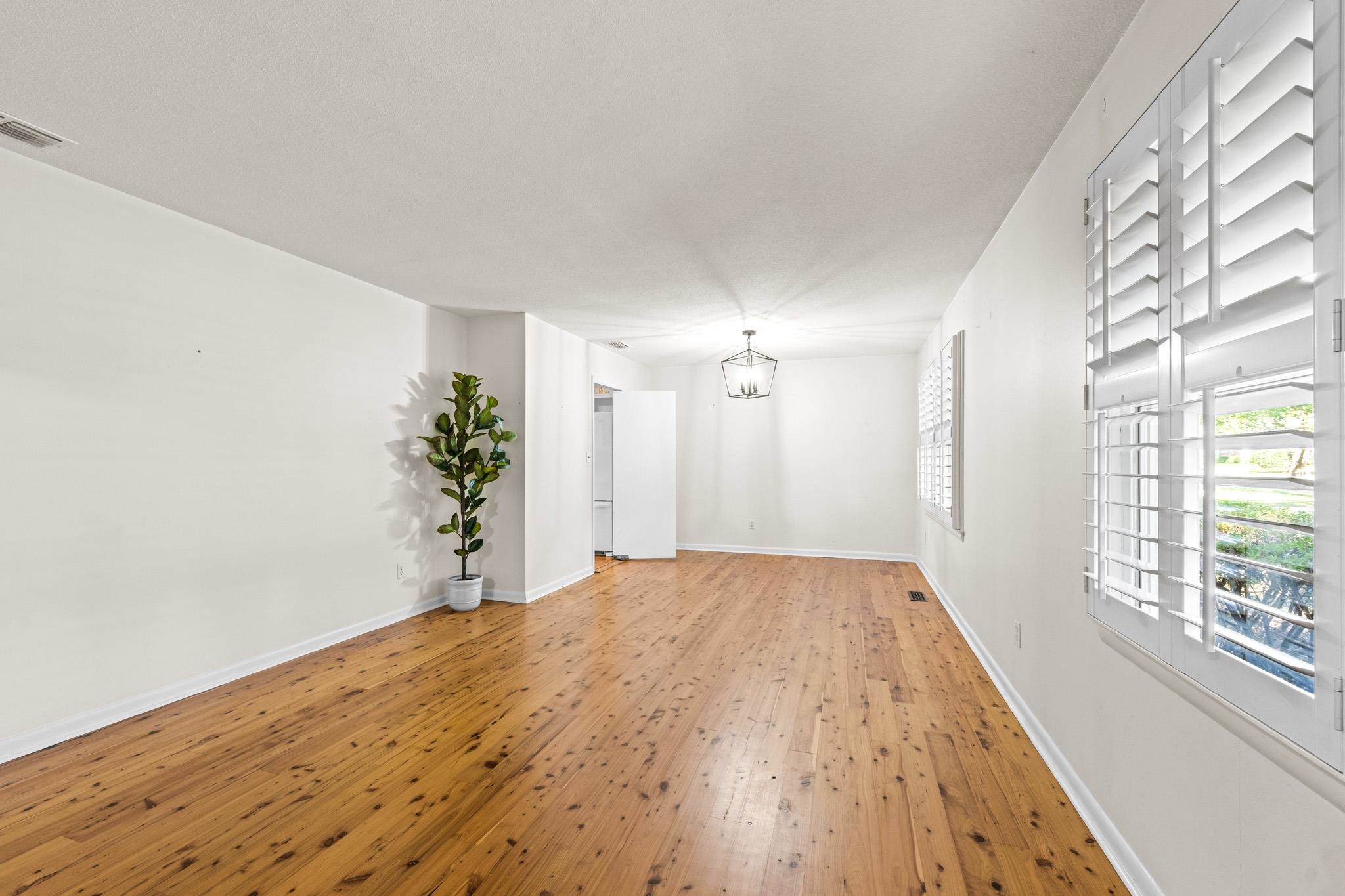 3516 KILKENNY Drive