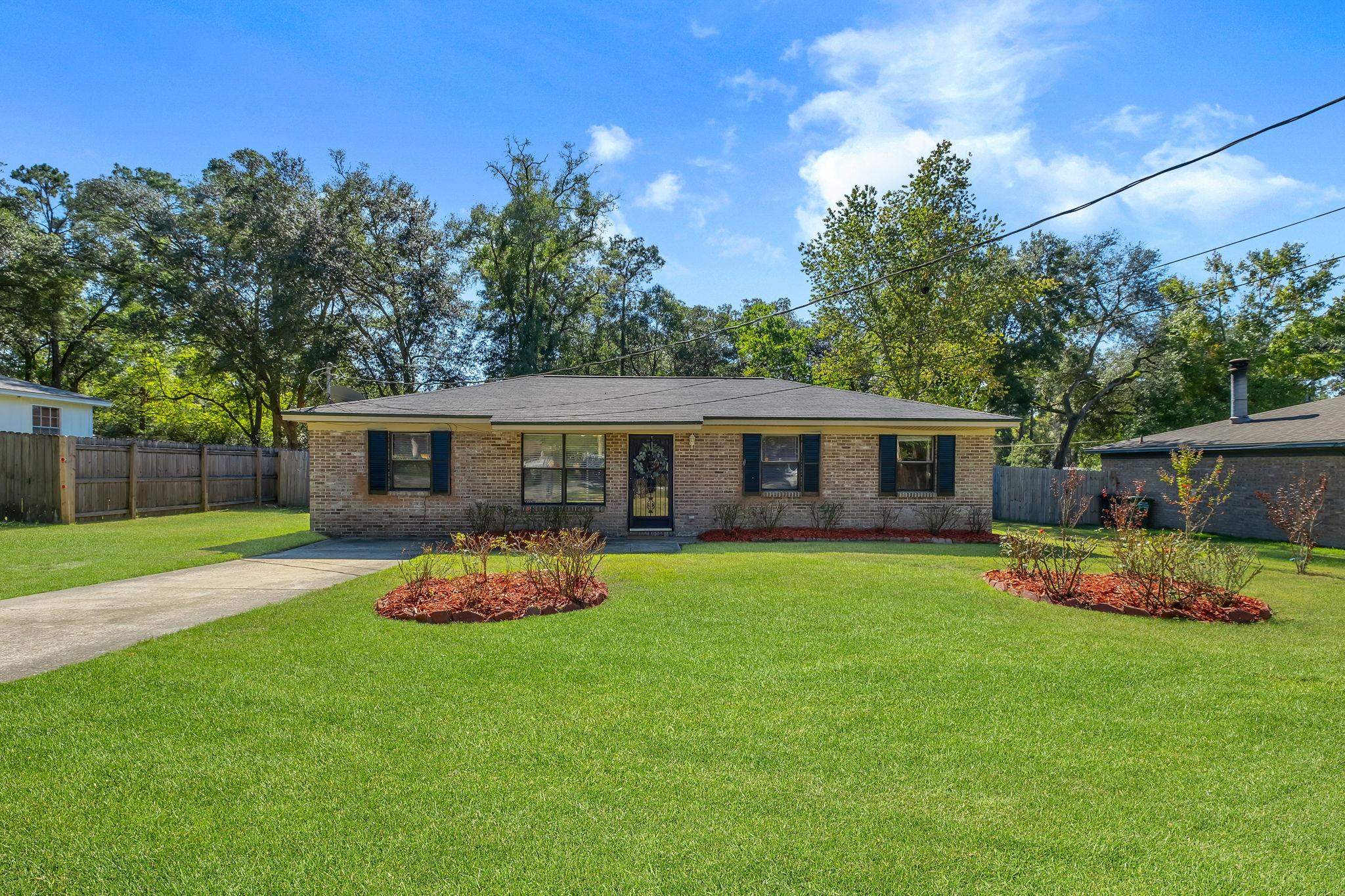 4590 Autumn Woods Way