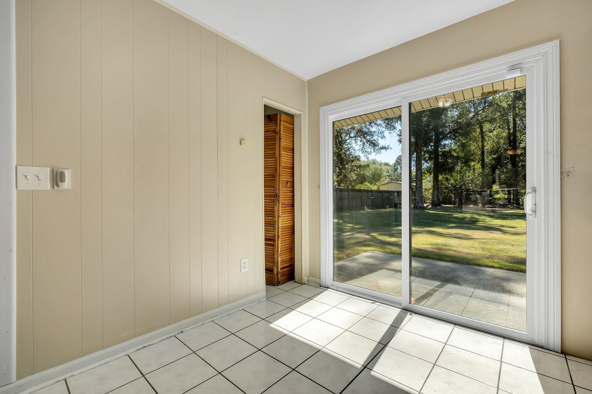 4590 Autumn Woods Way