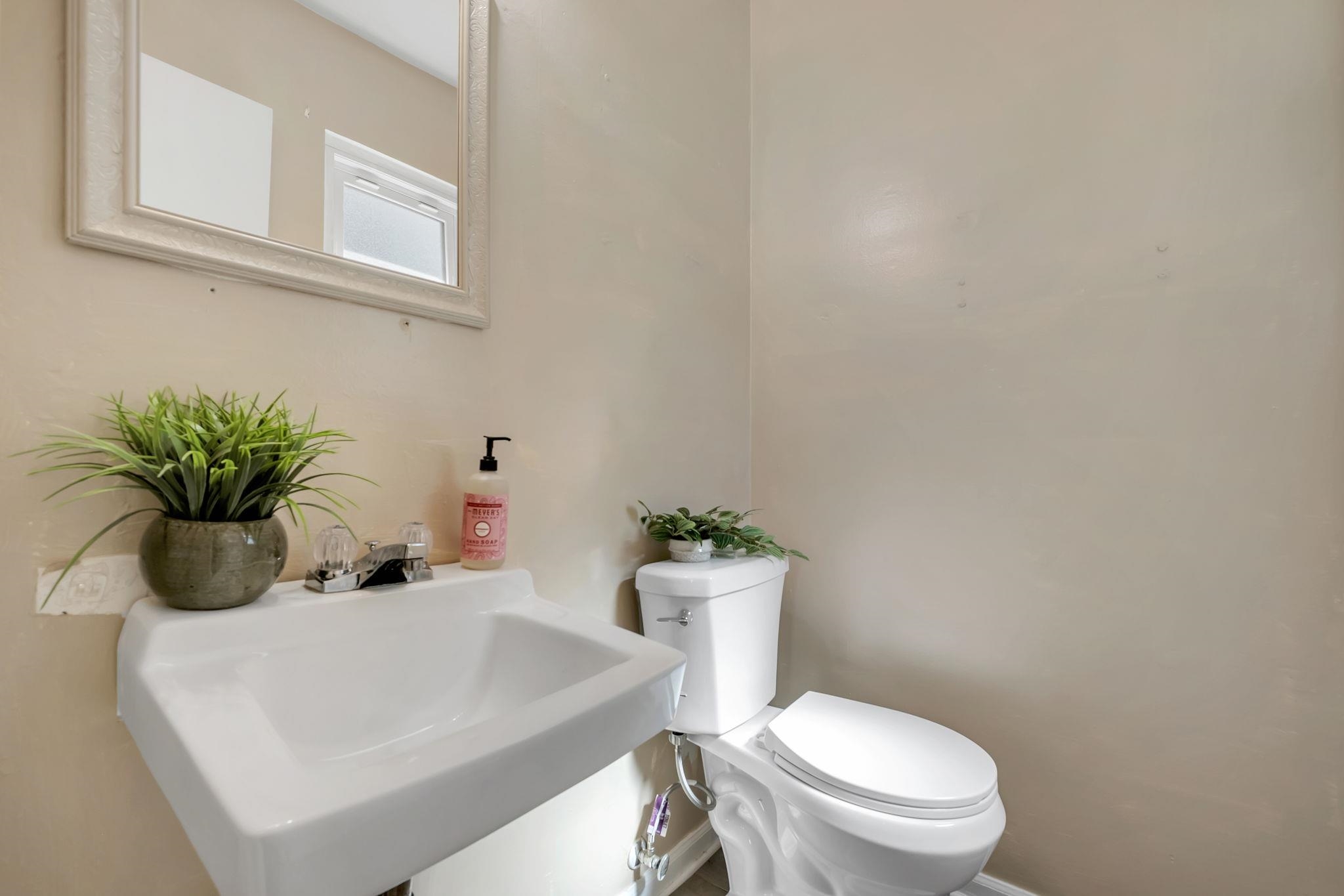 4590 Autumn Woods Way