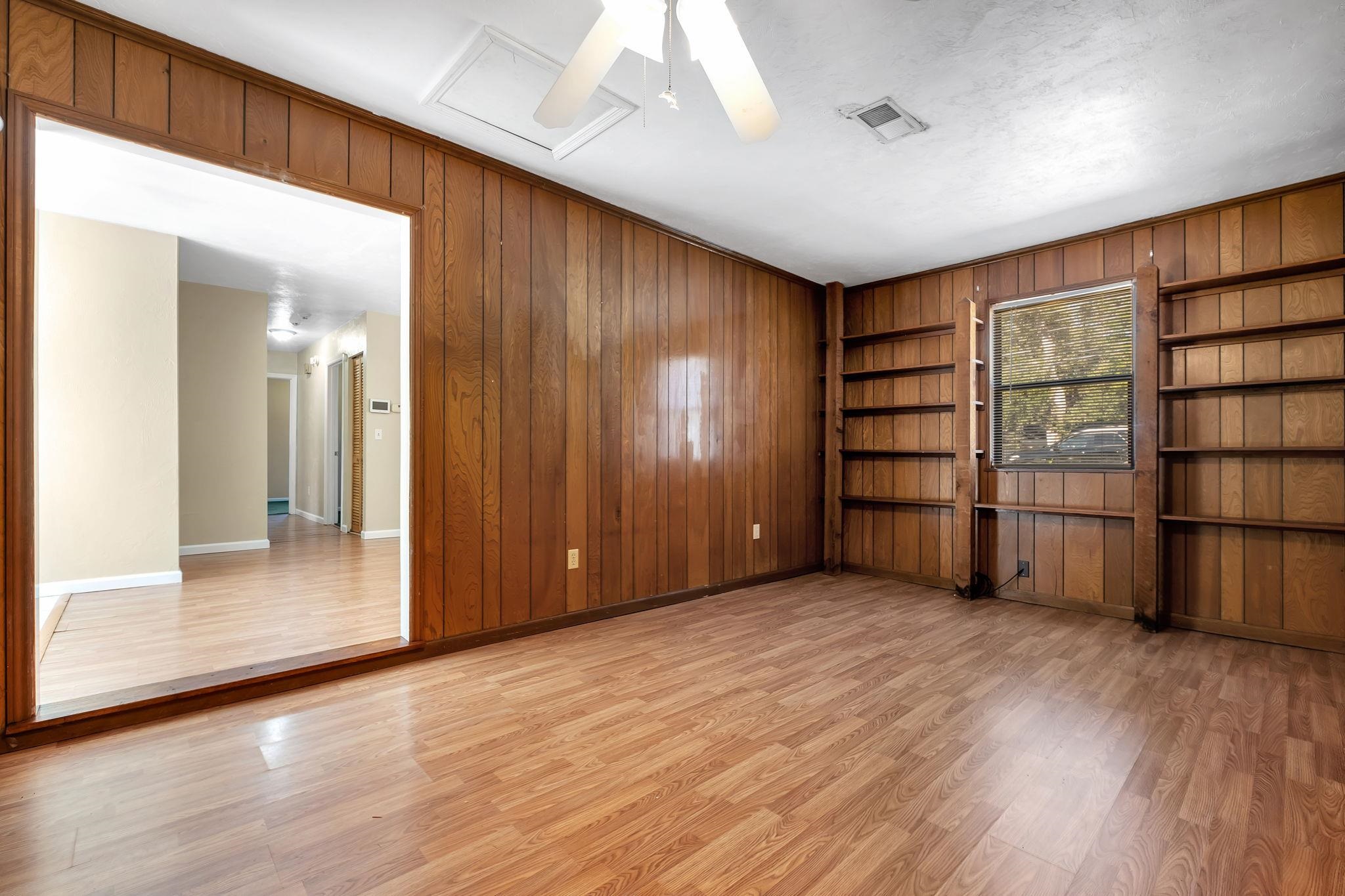 4590 Autumn Woods Way