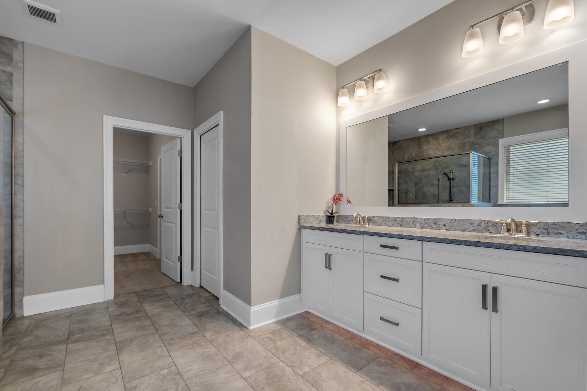 5717 Village Ridge Lane