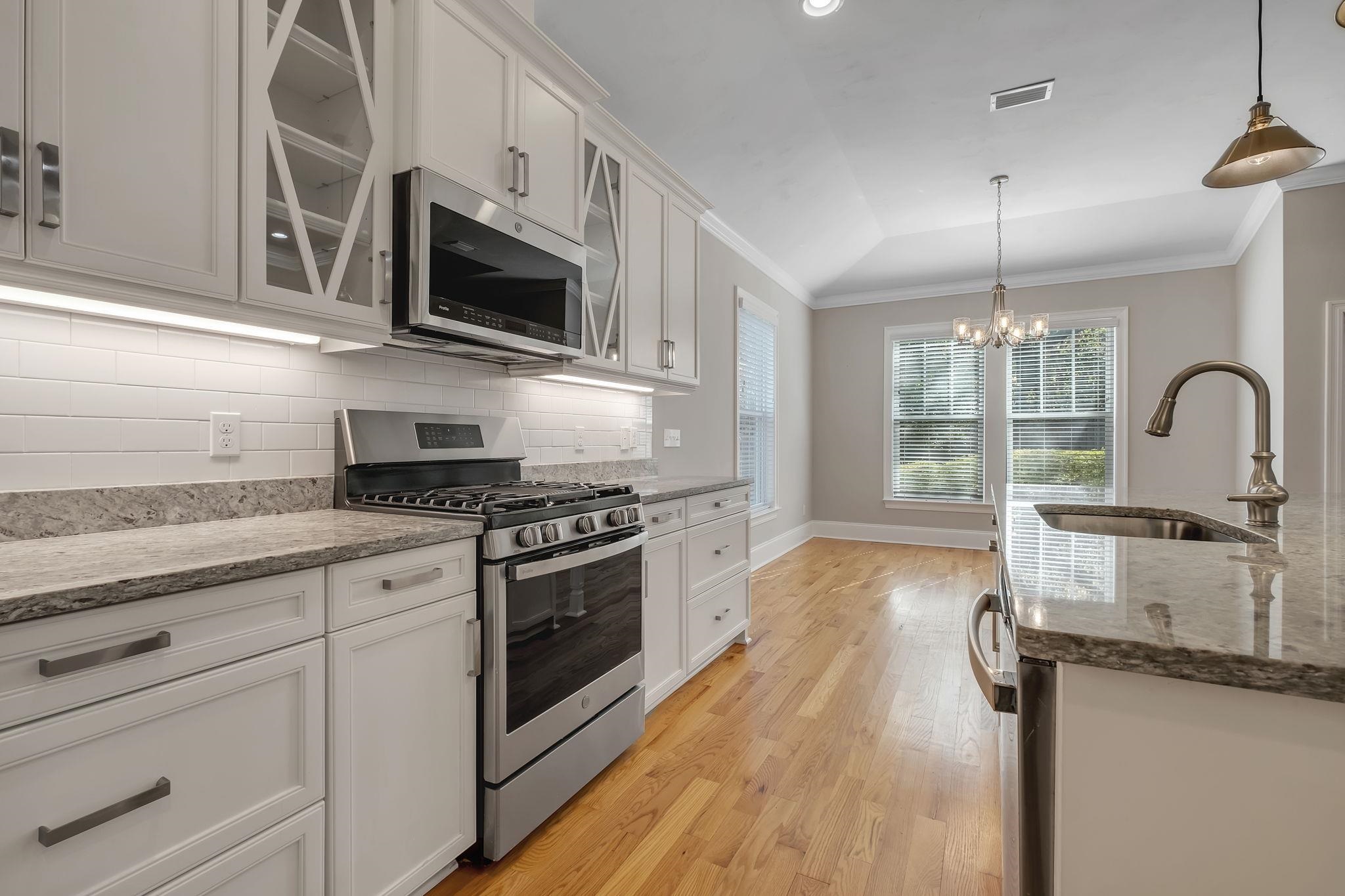 5717 Village Ridge Lane