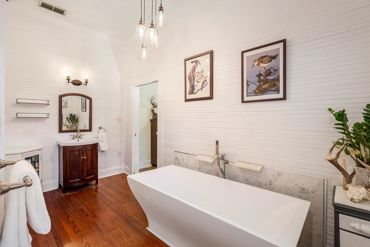 864 Ashville Highway