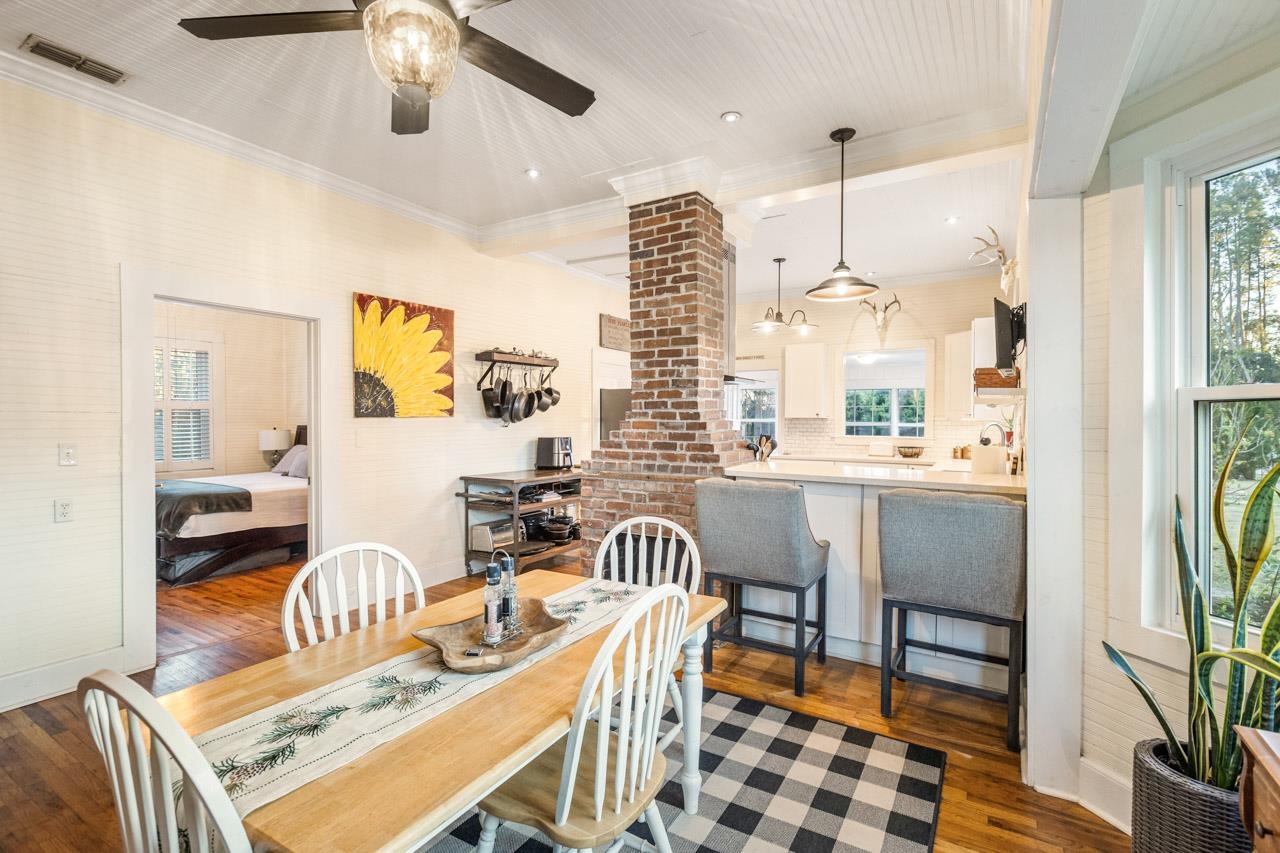 864 Ashville Highway