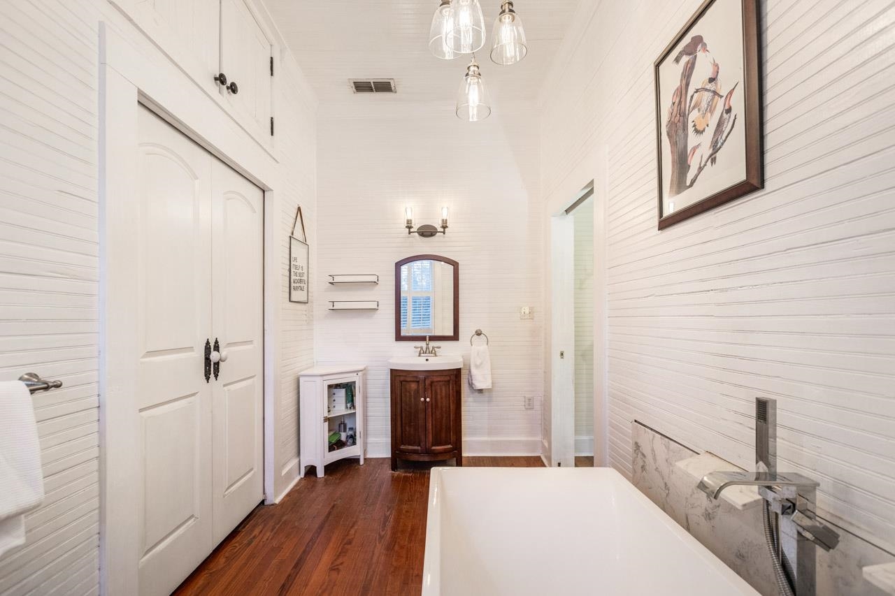 864 Ashville Highway