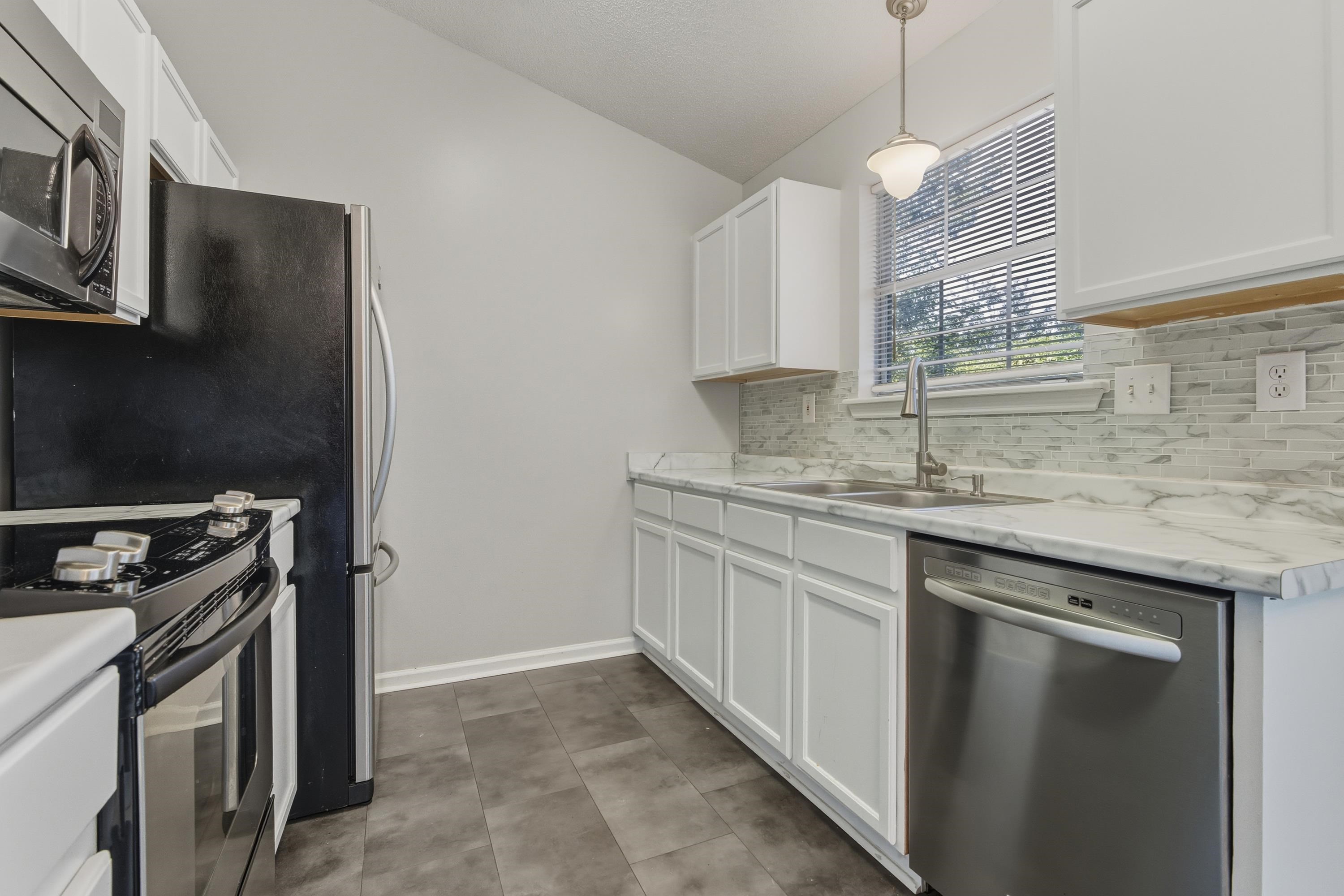 1331 Idlewild Drive