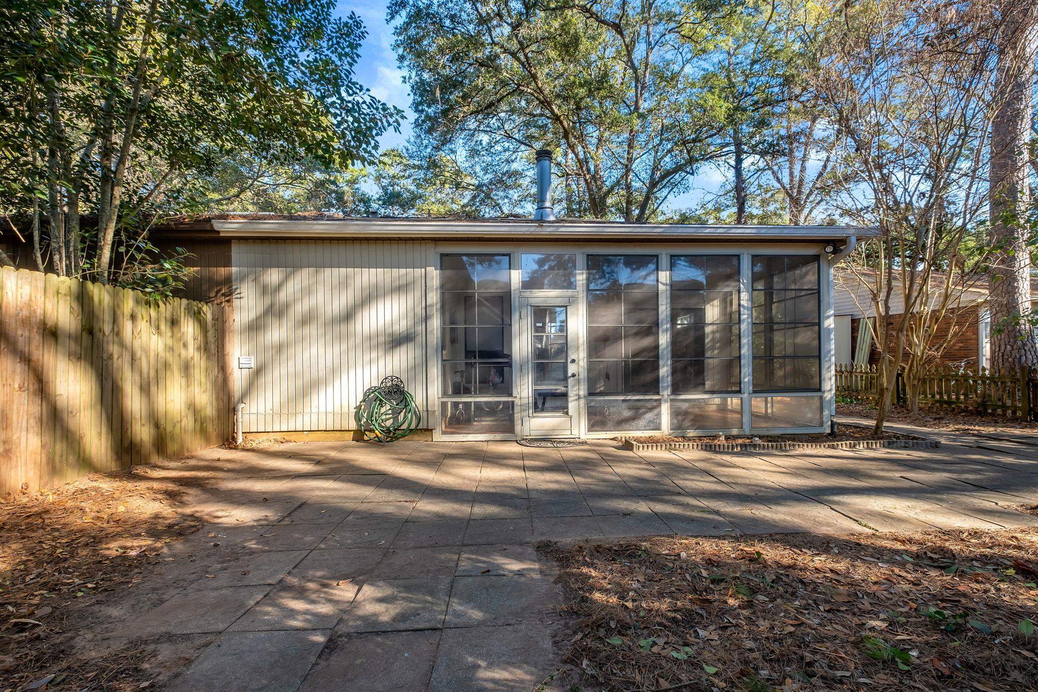 2555 Panther Creek Road