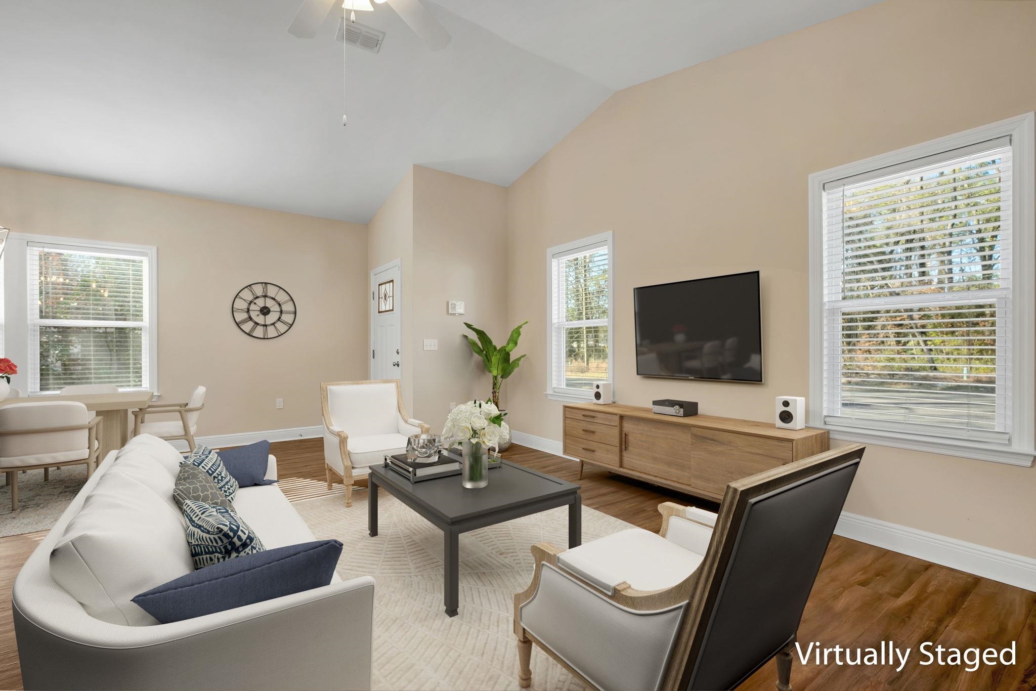 115 Comanche Trail