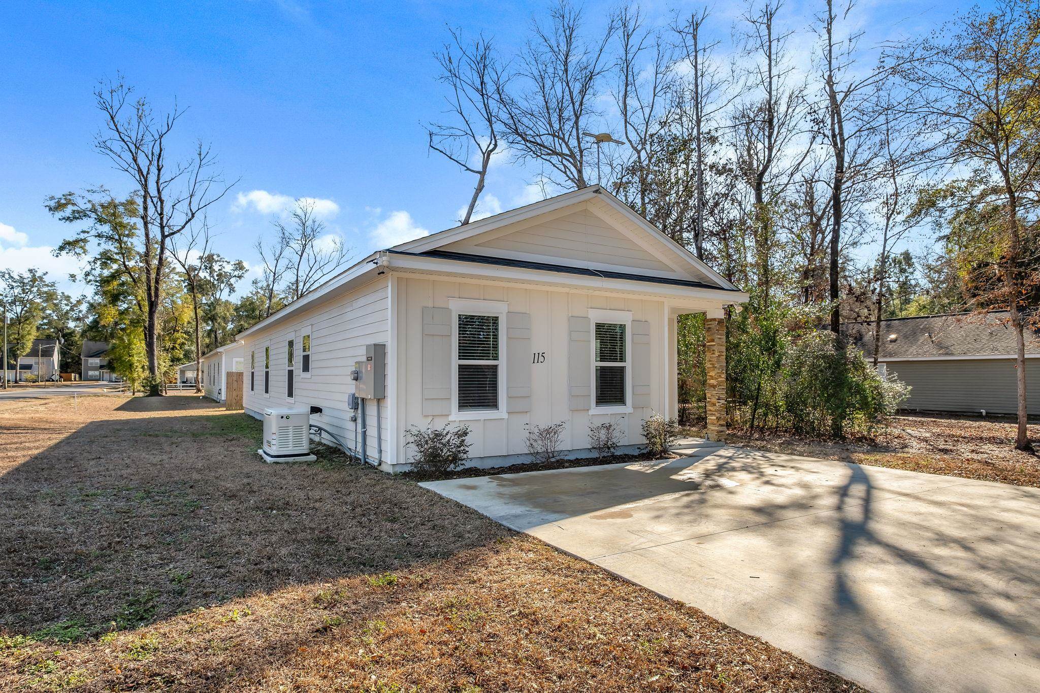 115 Comanche Trail