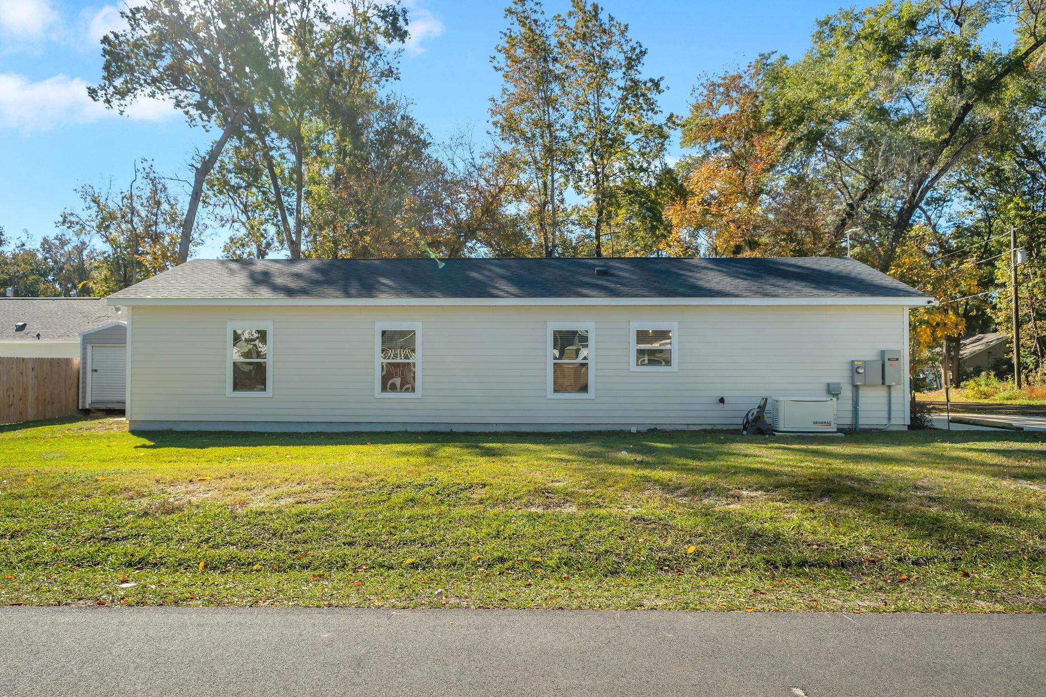115 Comanche Trail