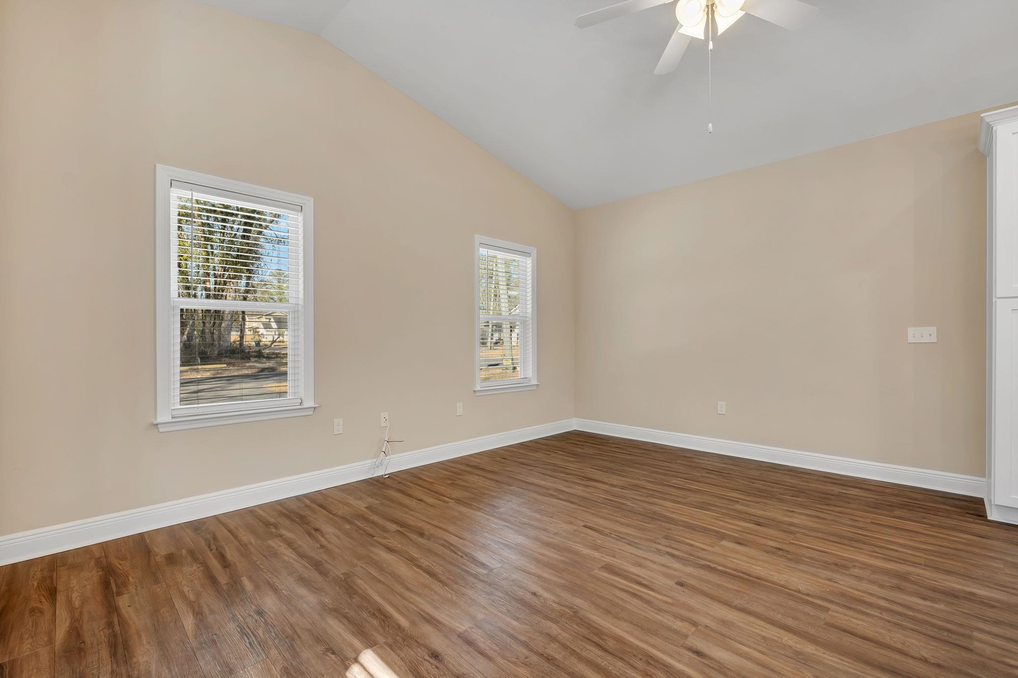 115 Comanche Trail