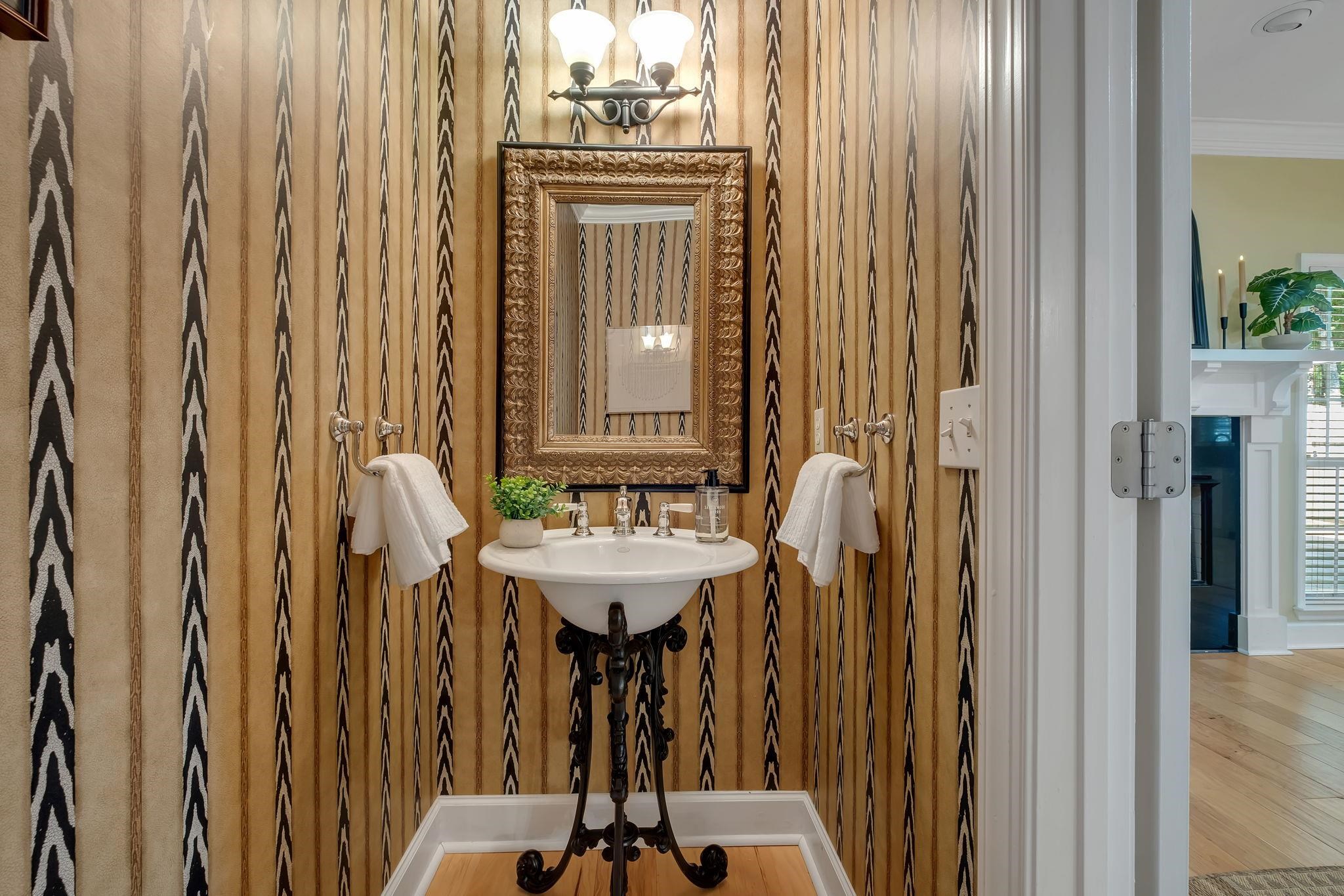 1619 NEW LEGEND Court