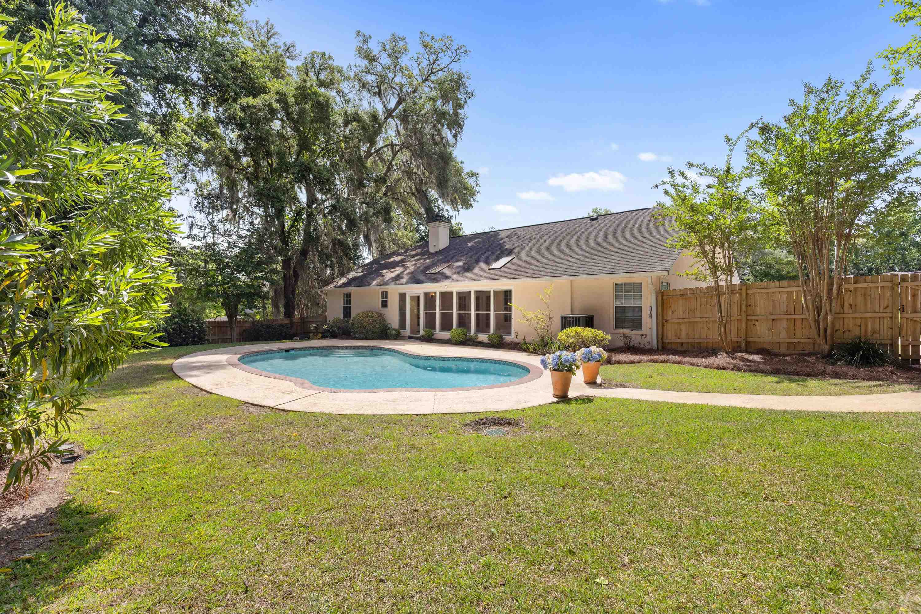 2920 Springfield Drive