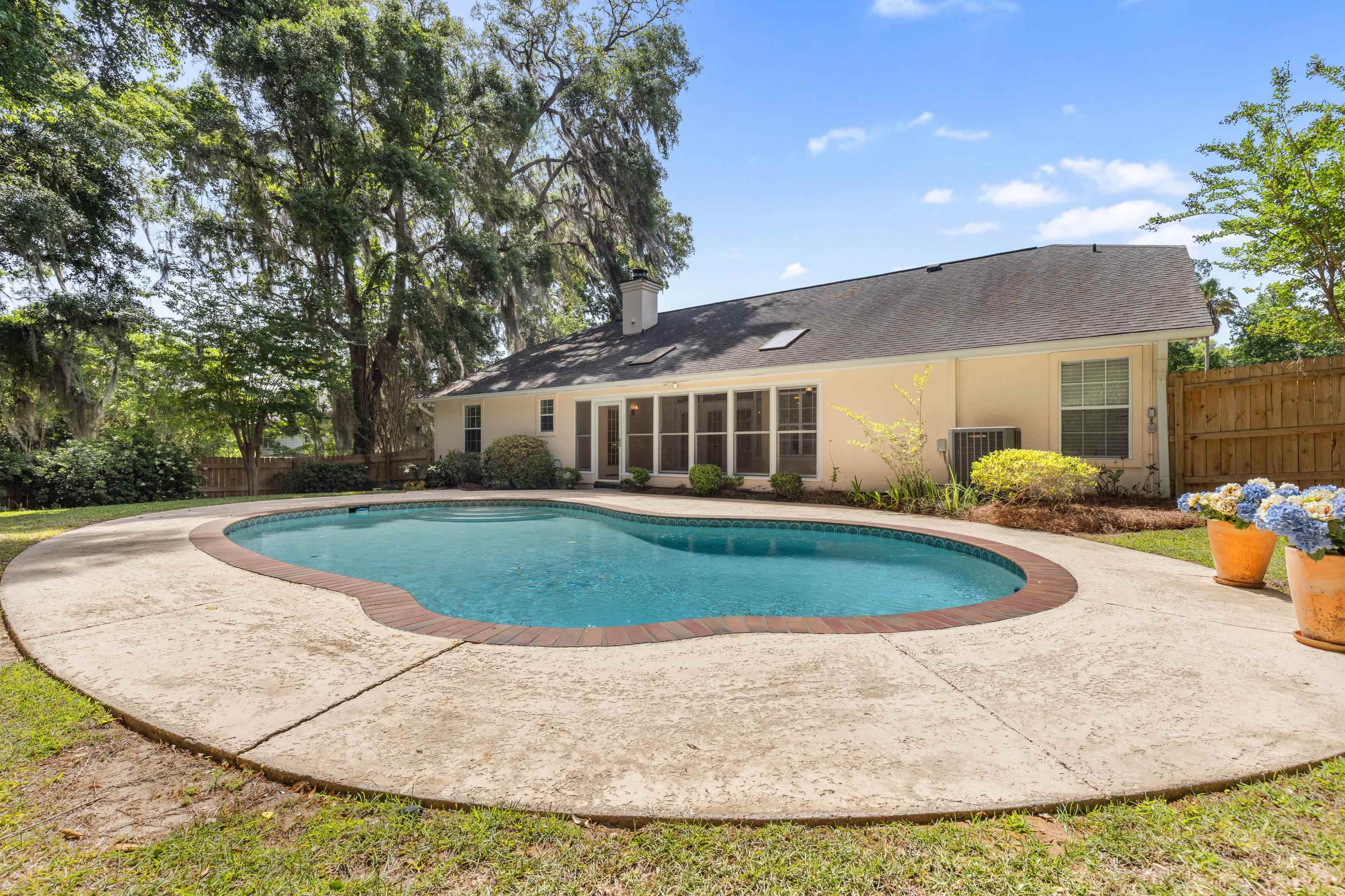 2920 Springfield Drive