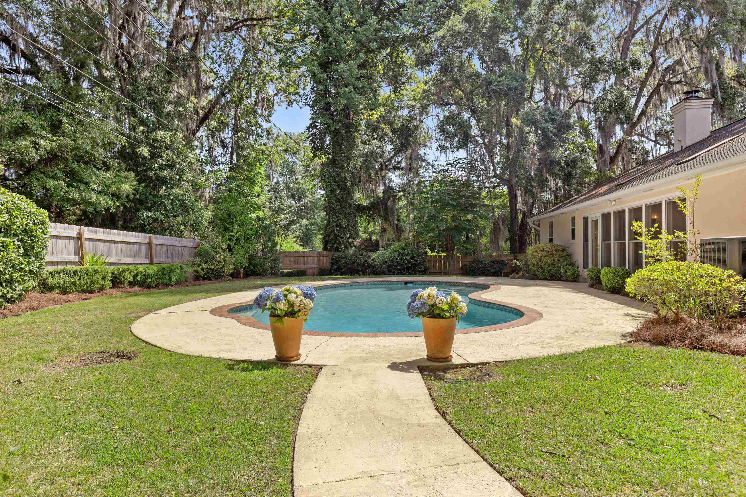 2920 Springfield Drive