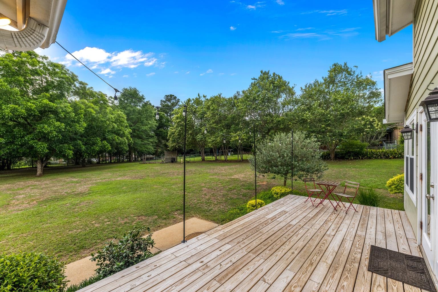 2400 Napoleon Bonaparte Drive