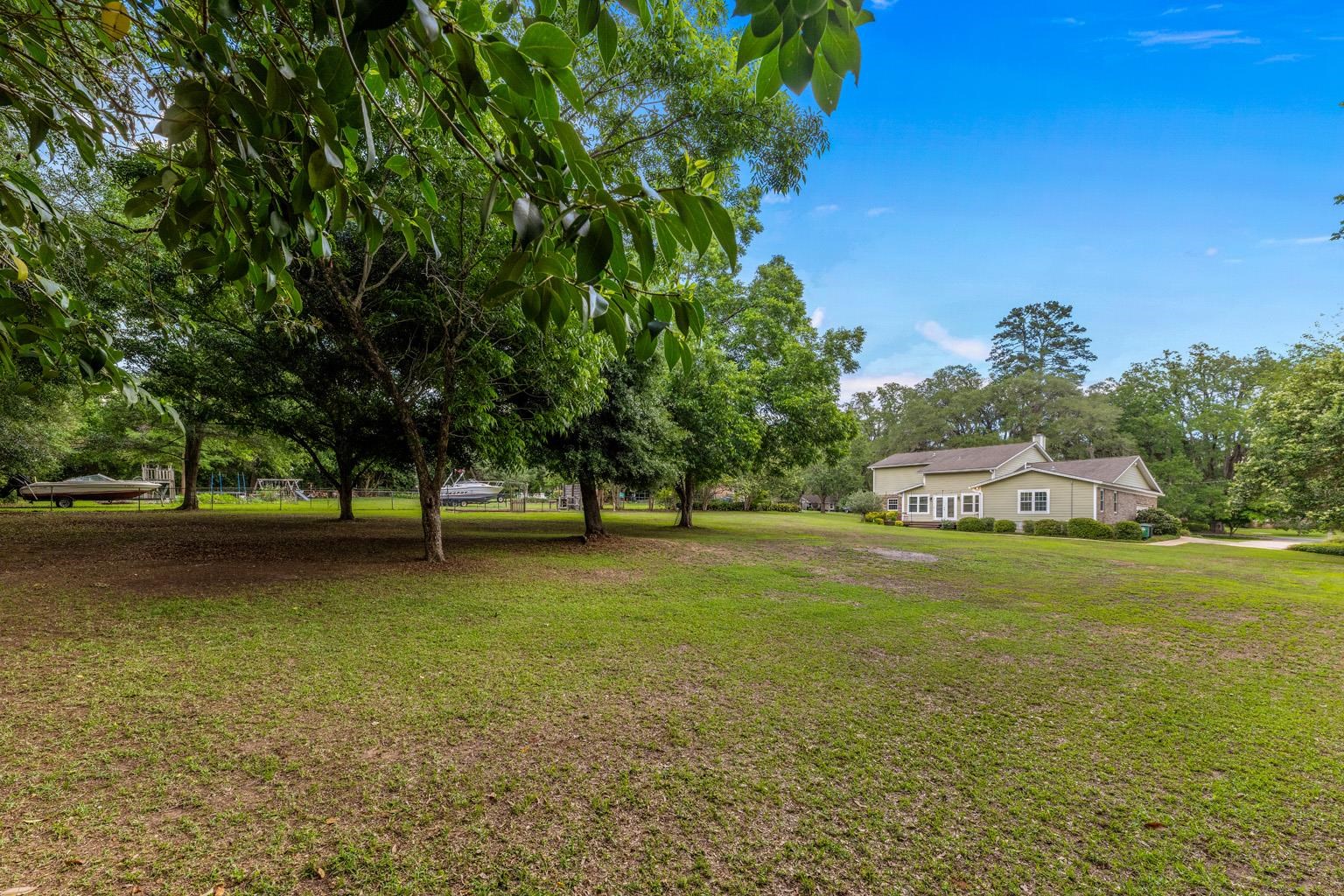 2400 Napoleon Bonaparte Drive