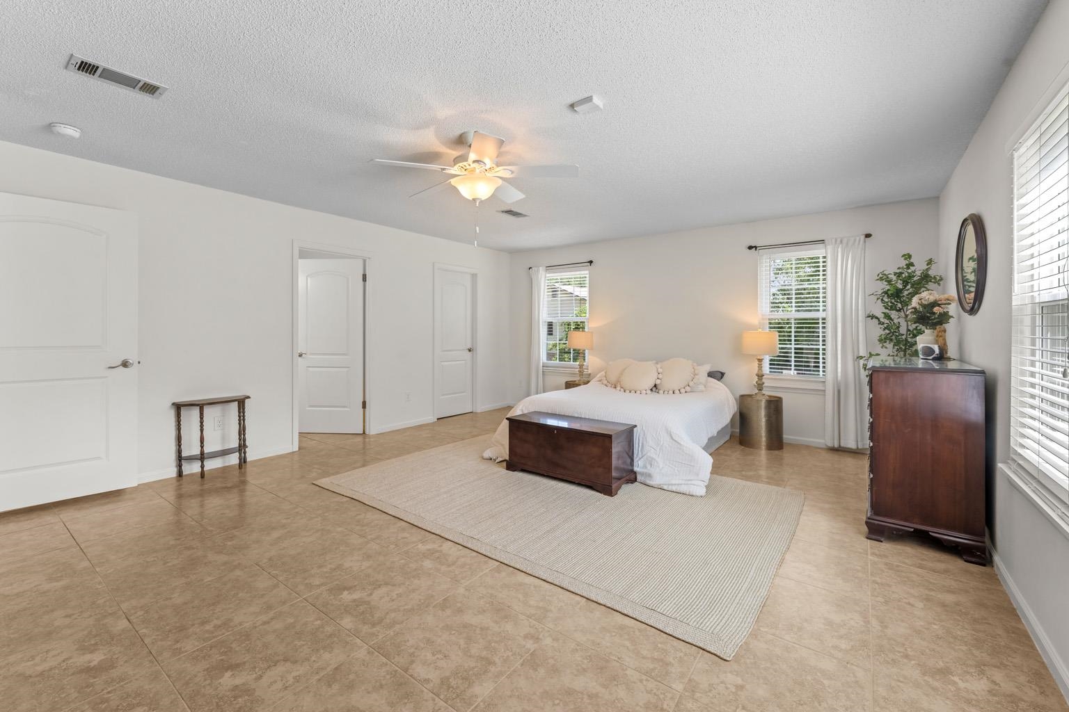 2400 Napoleon Bonaparte Drive
