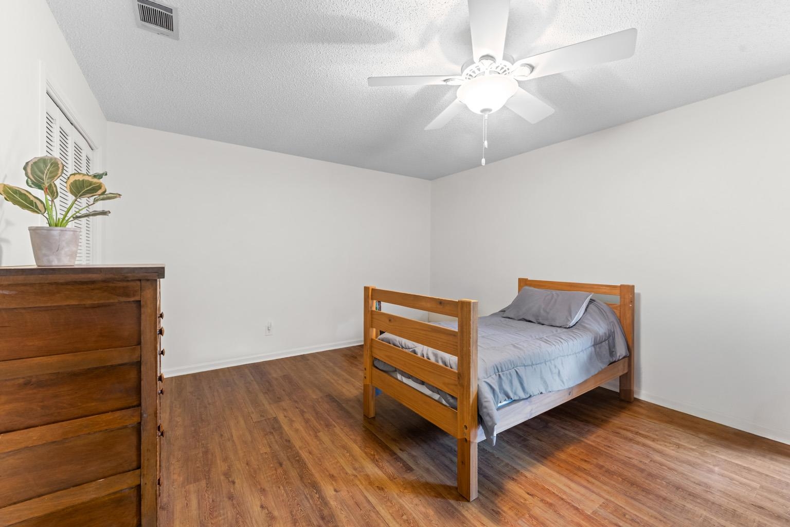 2400 Napoleon Bonaparte Drive
