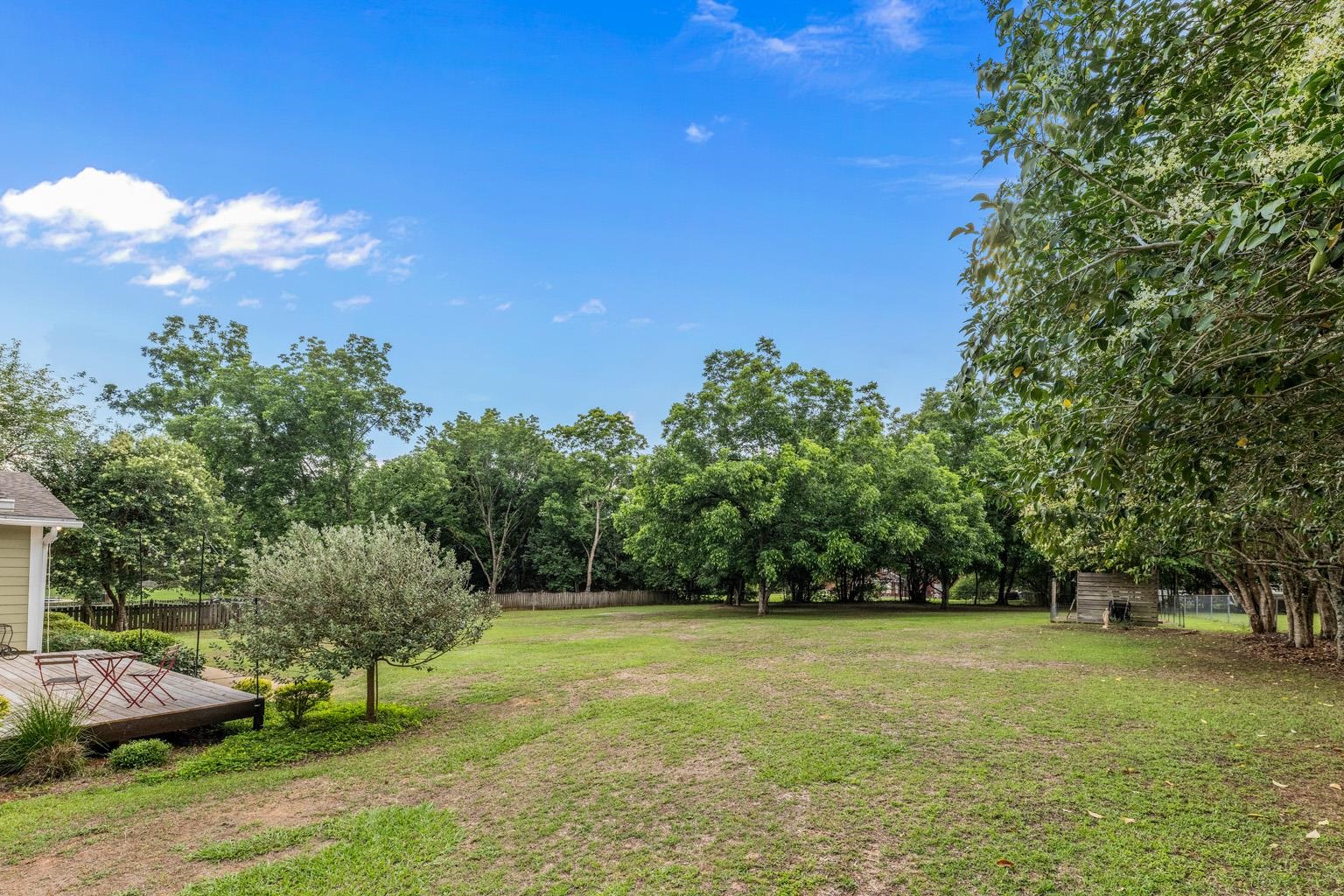 2400 Napoleon Bonaparte Drive