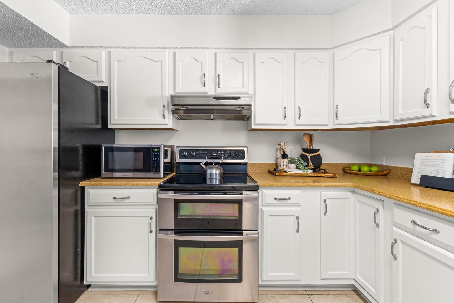 2400 Napoleon Bonaparte Drive