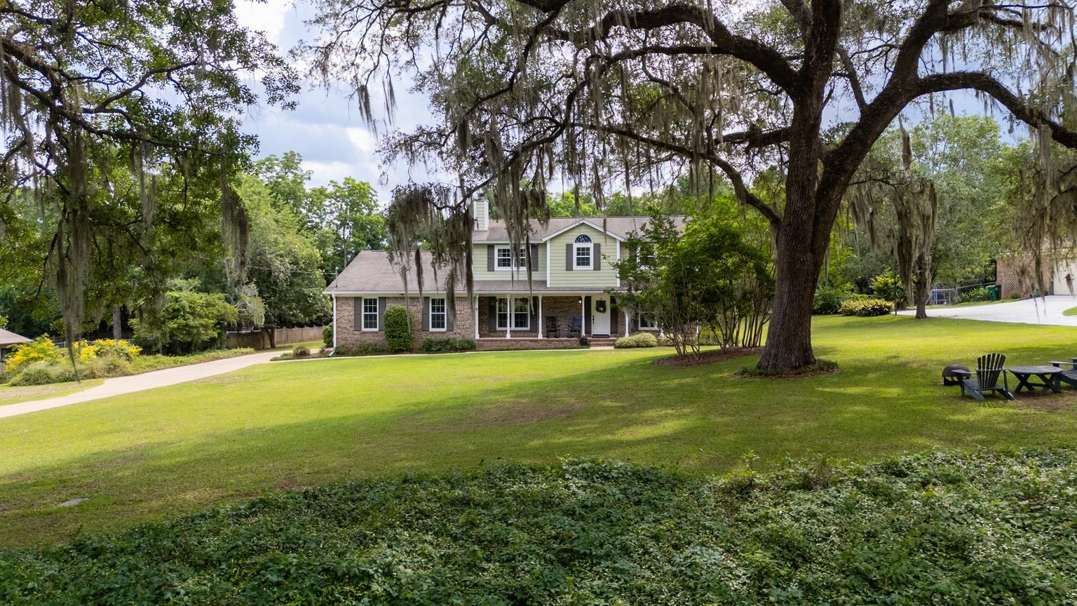 2400 Napoleon Bonaparte Drive