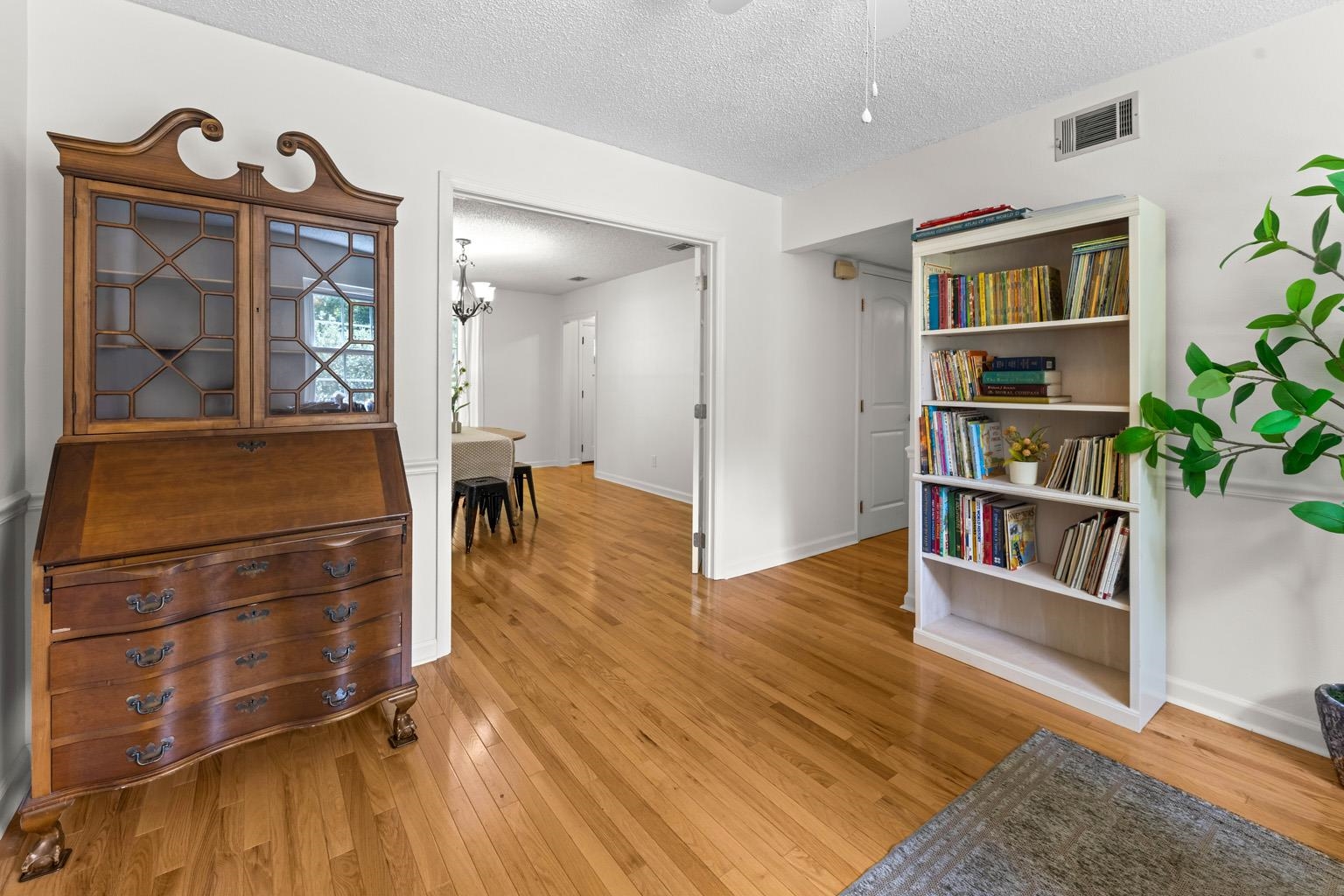2400 Napoleon Bonaparte Drive