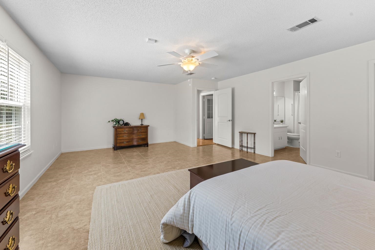 2400 Napoleon Bonaparte Drive