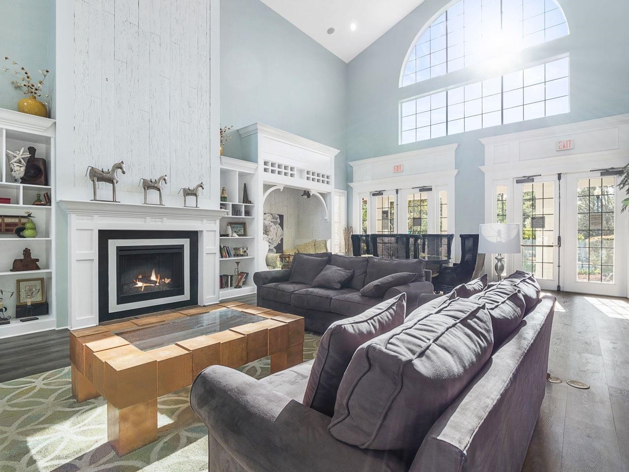 2801 Chancellorsville Drive Unit: 821