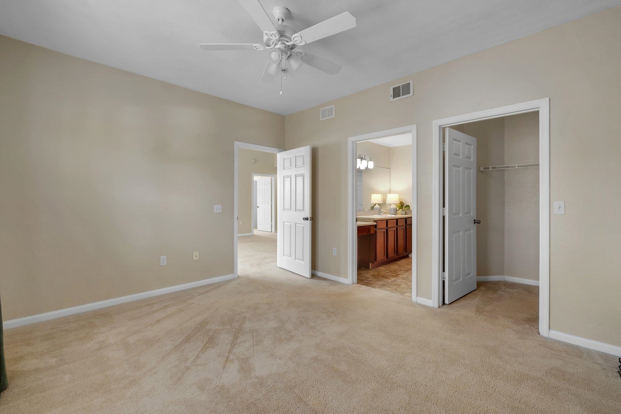 2801 Chancellorsville Drive Unit: 821