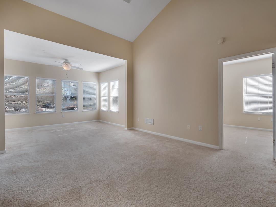 2801 Chancellorsville Drive Unit: 821