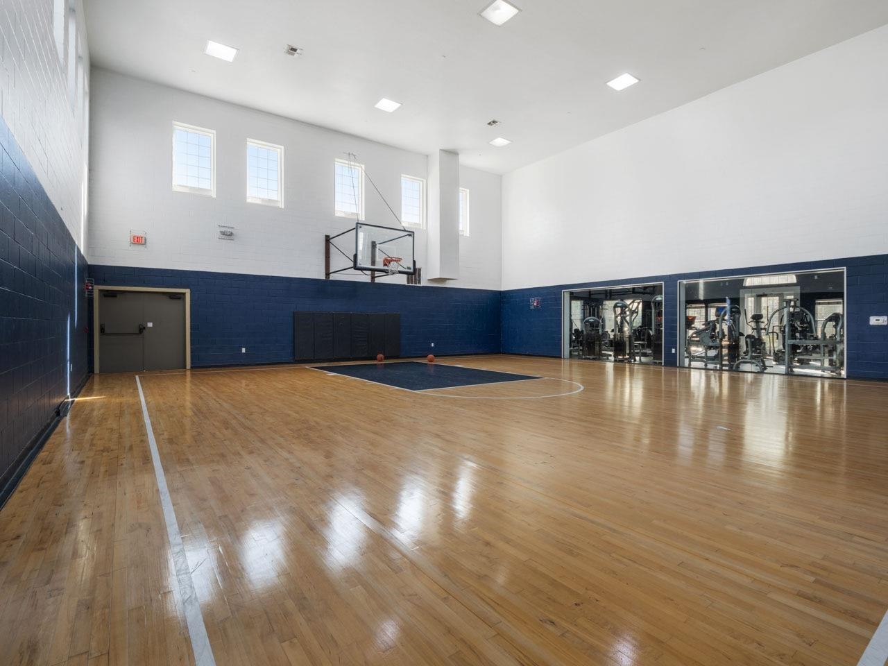 2801 Chancellorsville Drive Unit: 821
