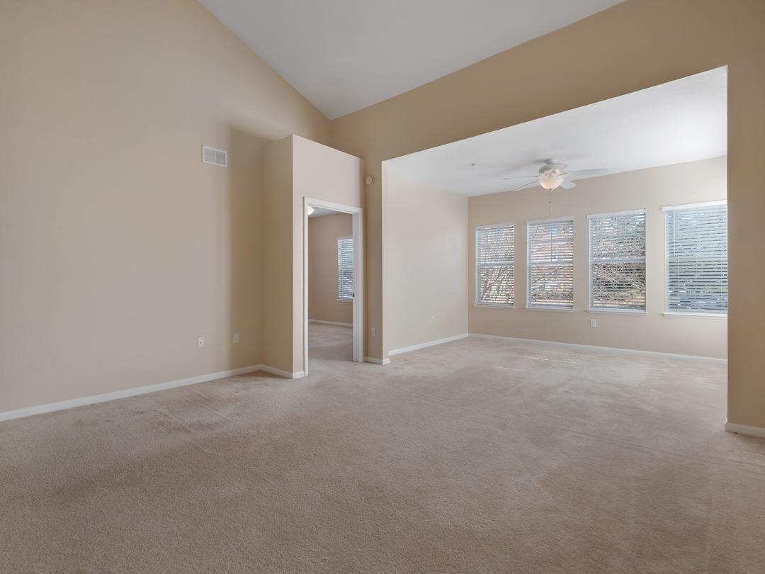 2801 Chancellorsville Drive Unit: 821