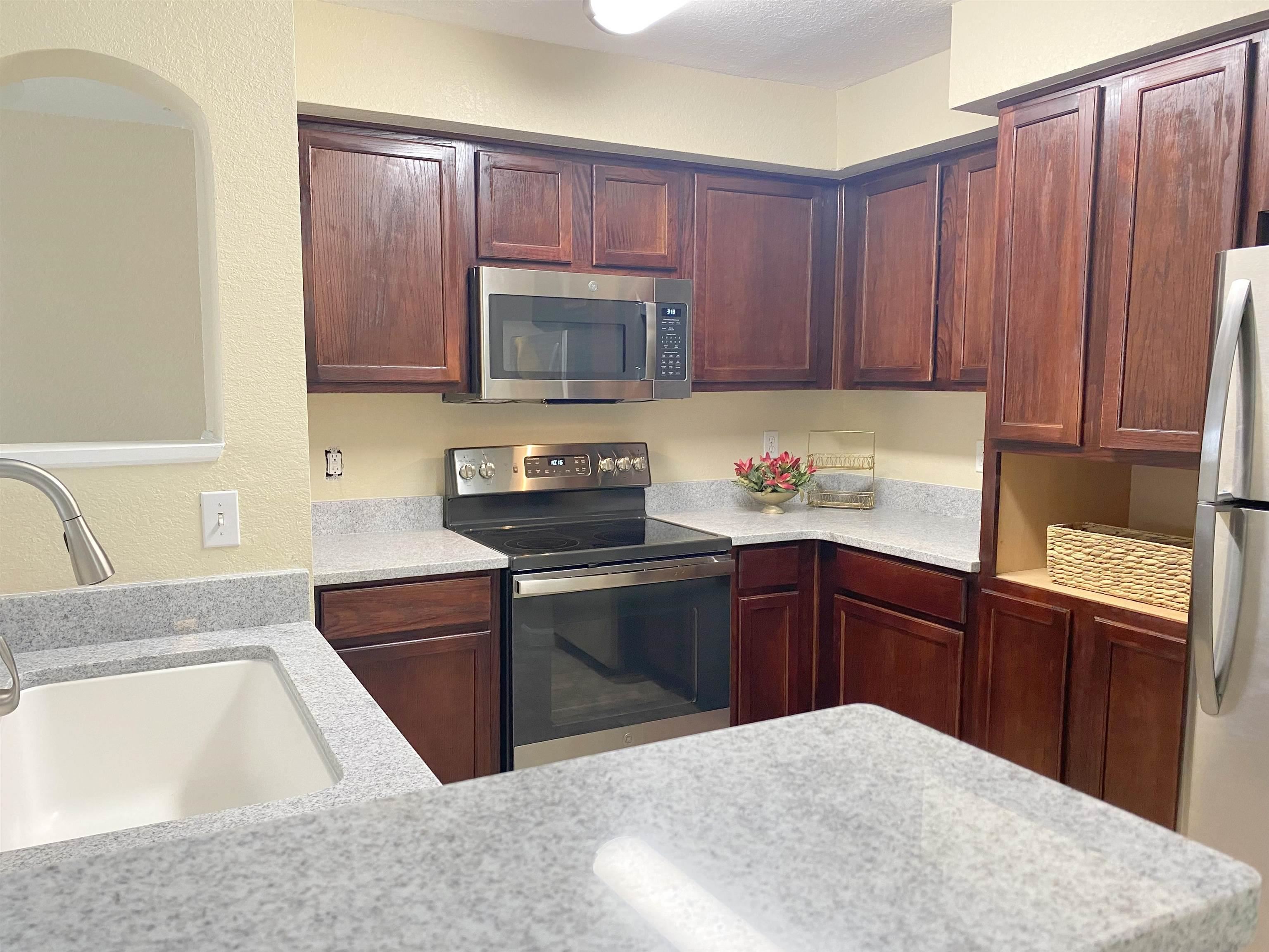 2801 Chancellorsville Drive Unit: 821