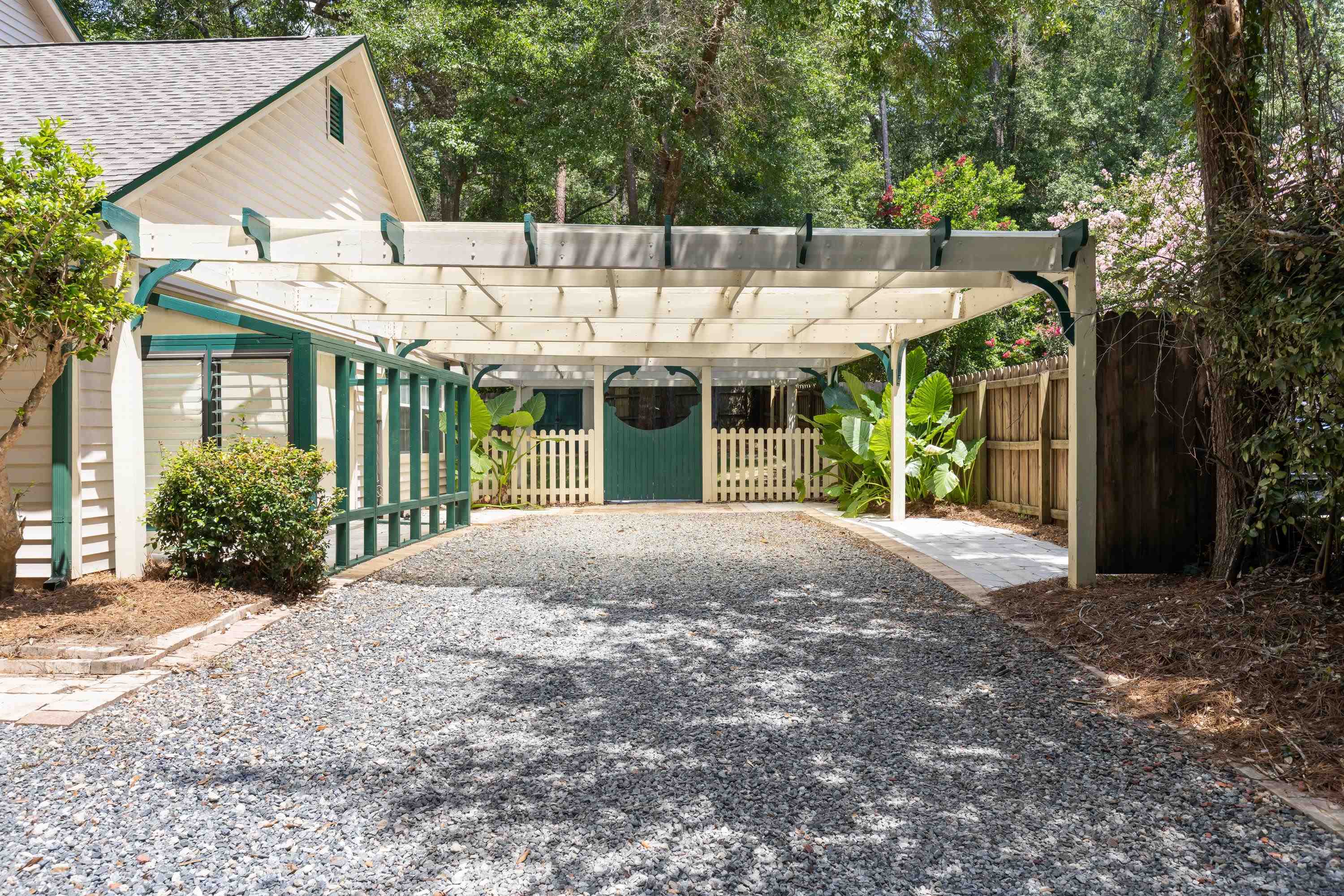 9368 Buck Haven Trail