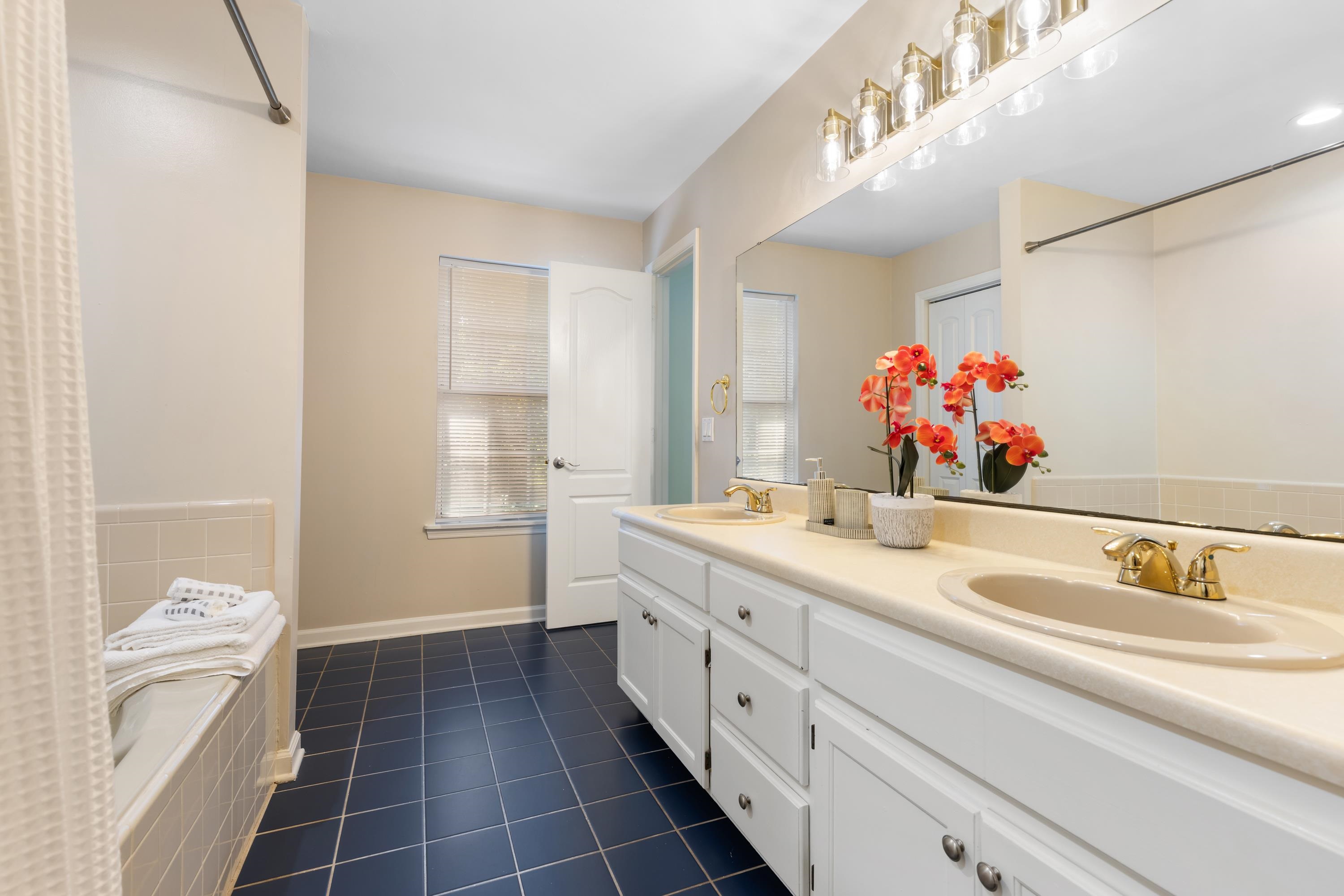 9368 Buck Haven Trail