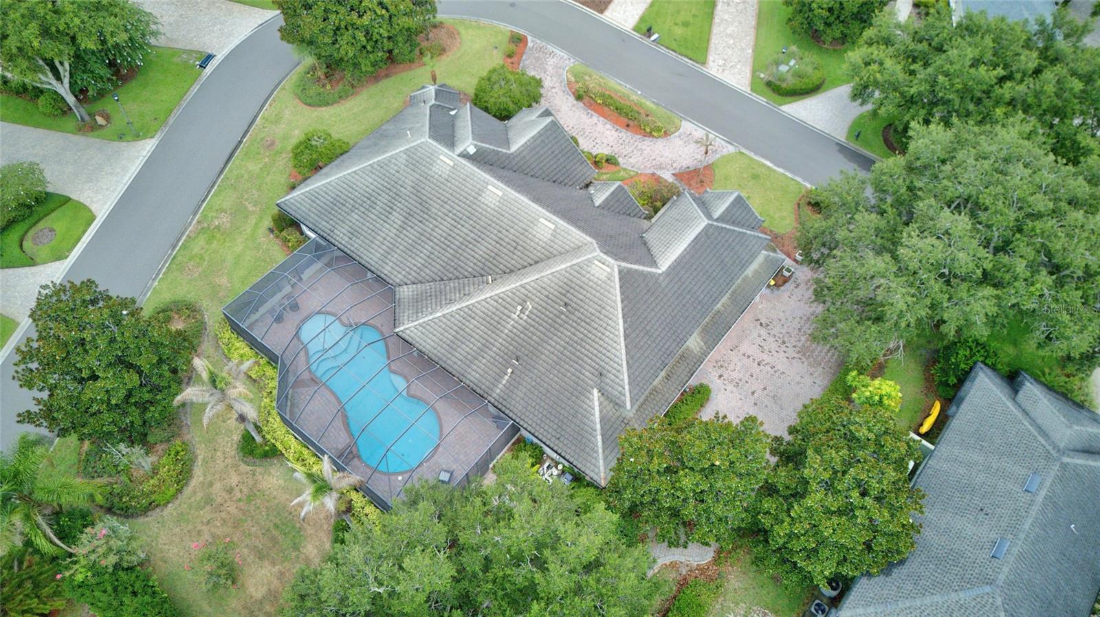 9480 WATERFORD OAKS DR