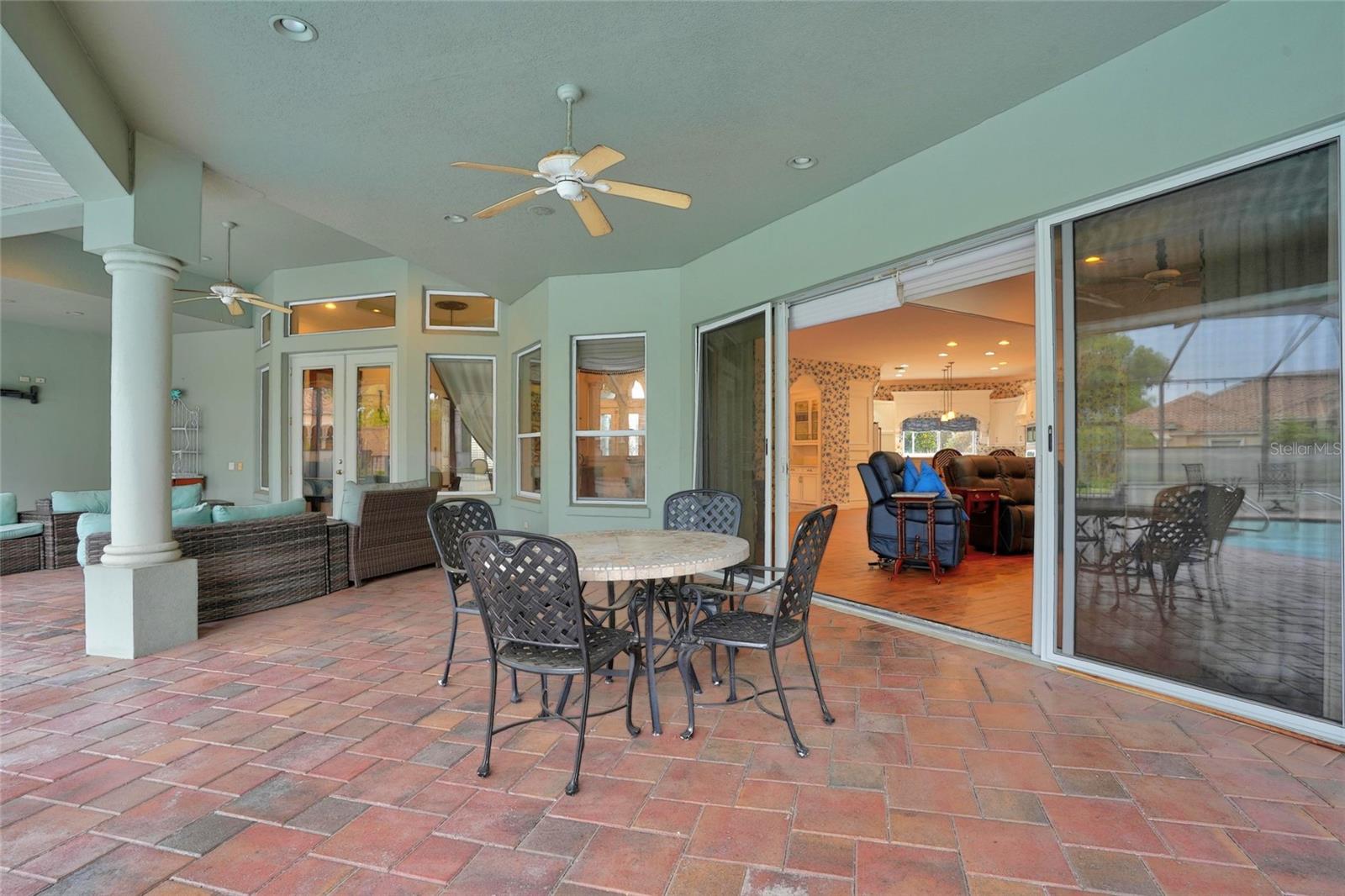 9480 WATERFORD OAKS DR