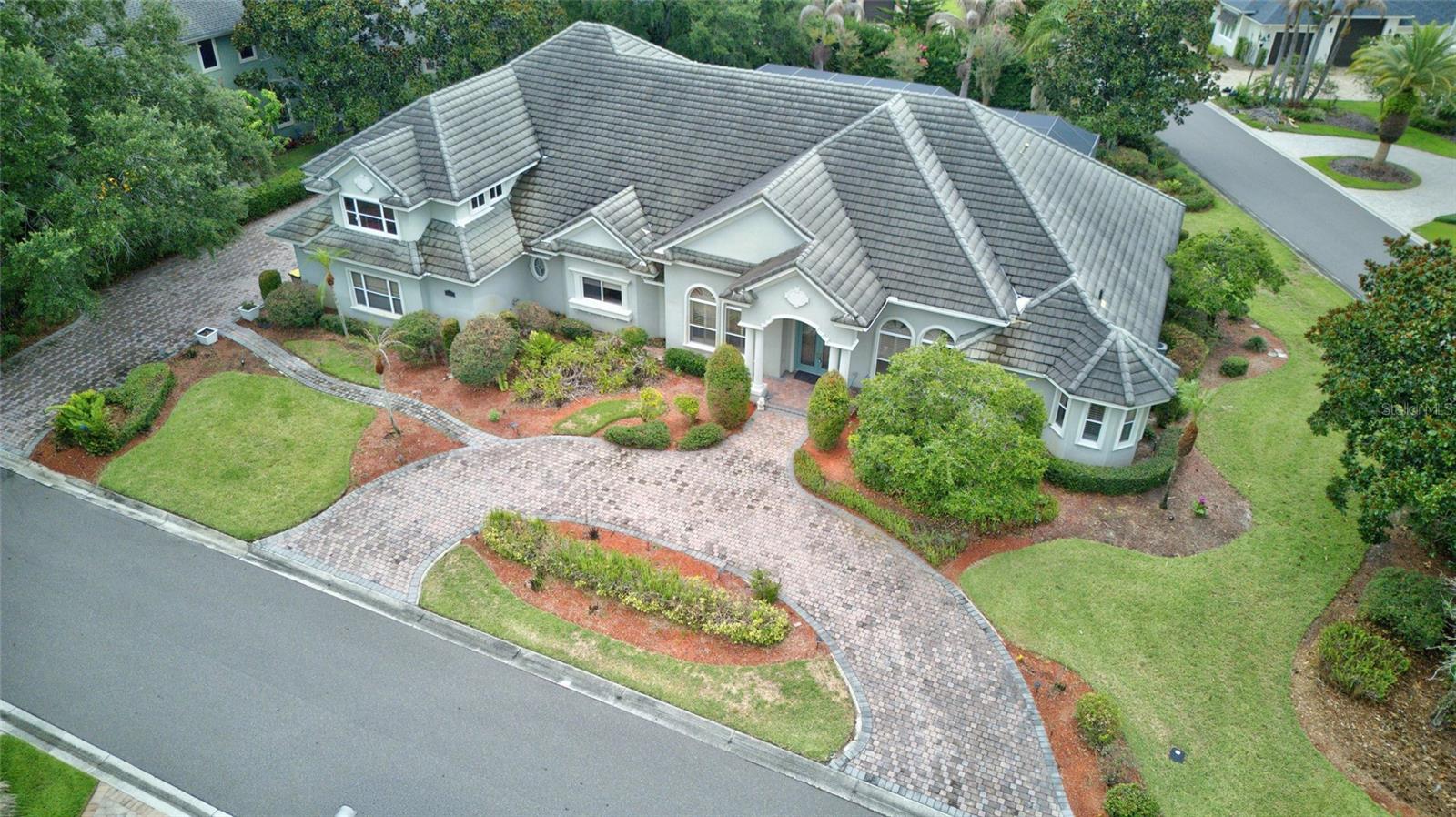 9480 WATERFORD OAKS DR