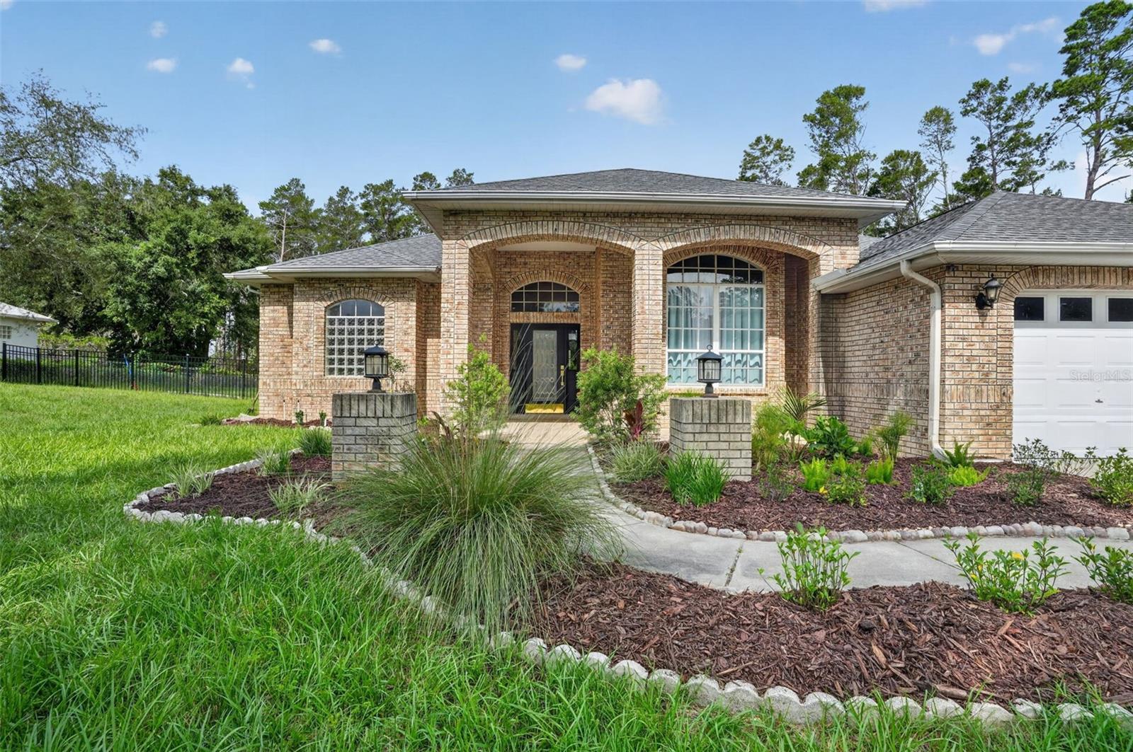9363 TOOKE SHORE DR