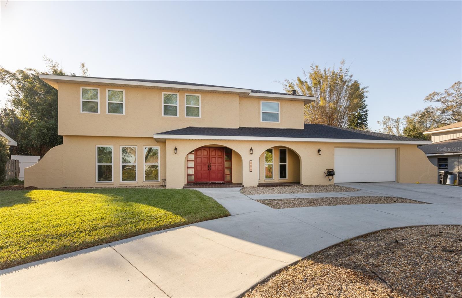 808 LAKE ELBERT CT