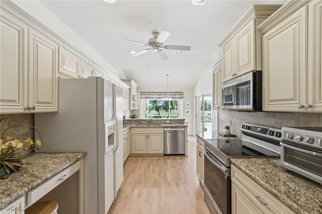 4030 Key Largo LN