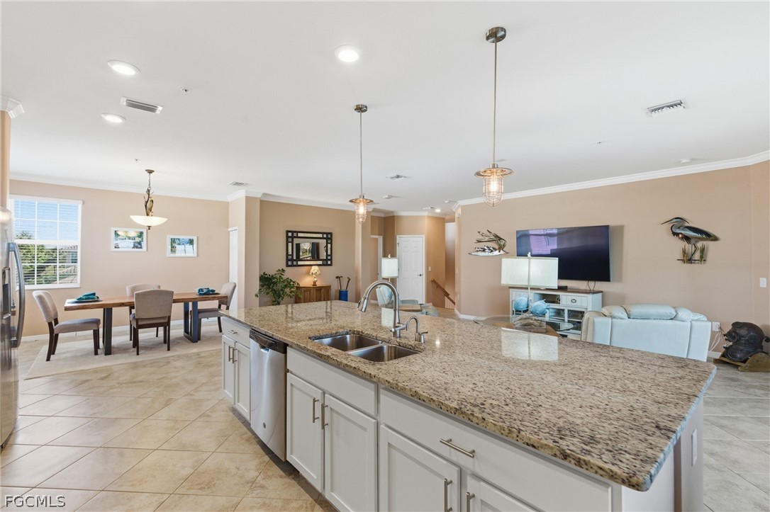 14017 Black Beauty DR 322