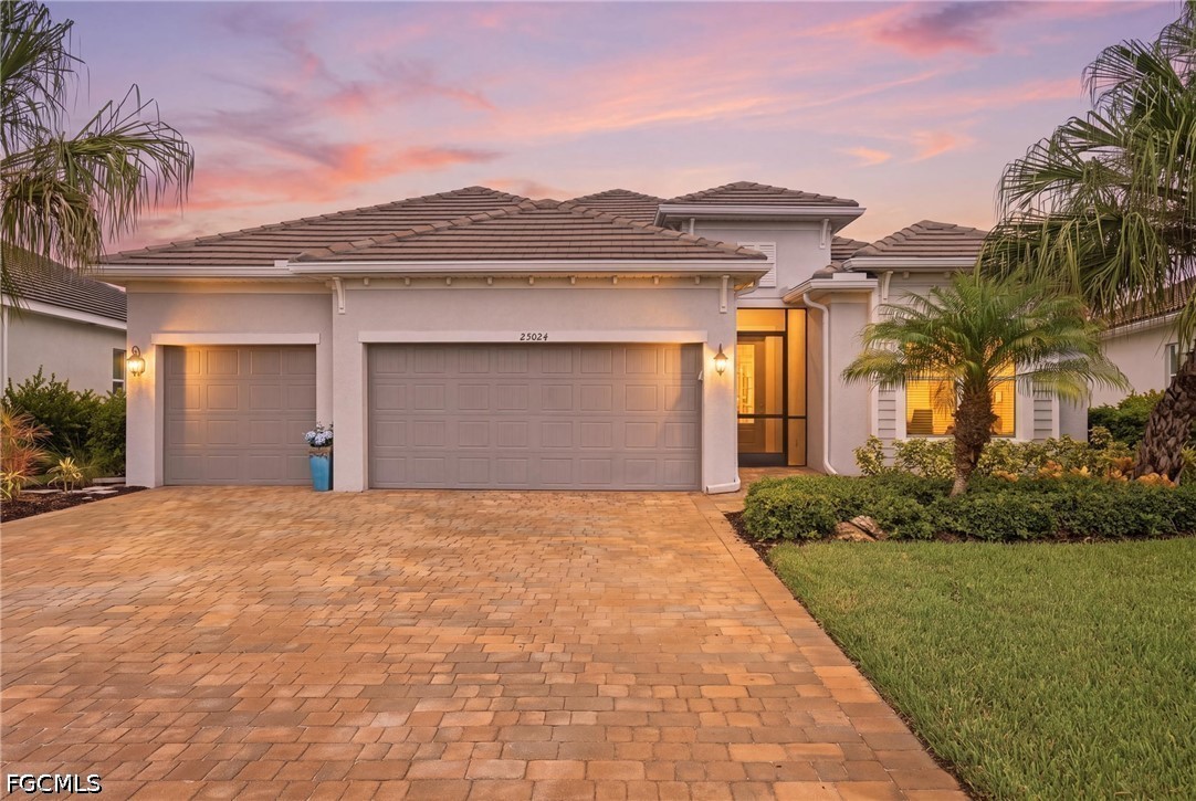 25024 Oak Hammock CT