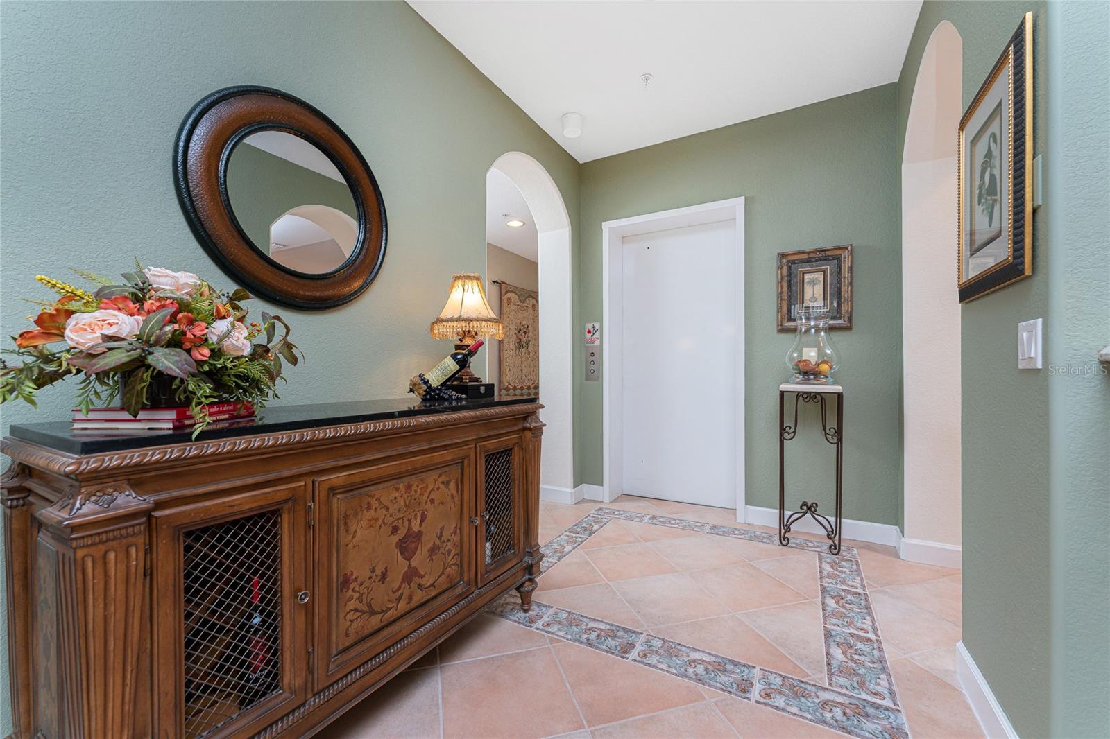 3481B SUNSET KEY CIR #102