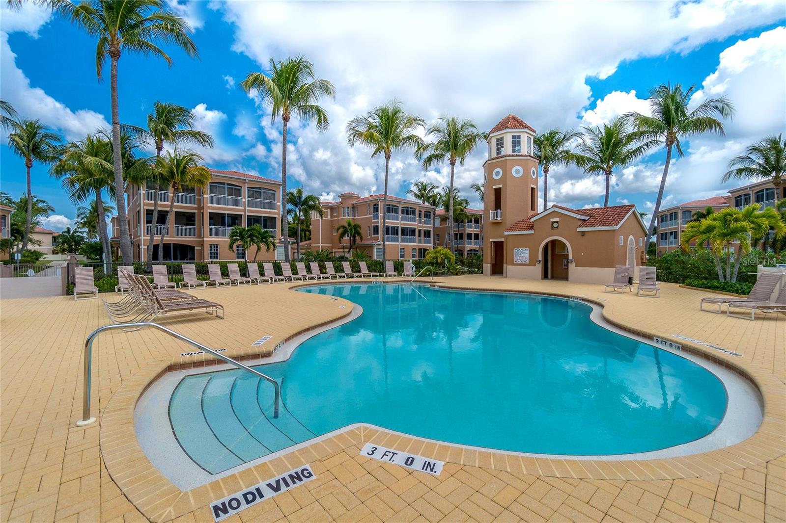 3481B SUNSET KEY CIR #102