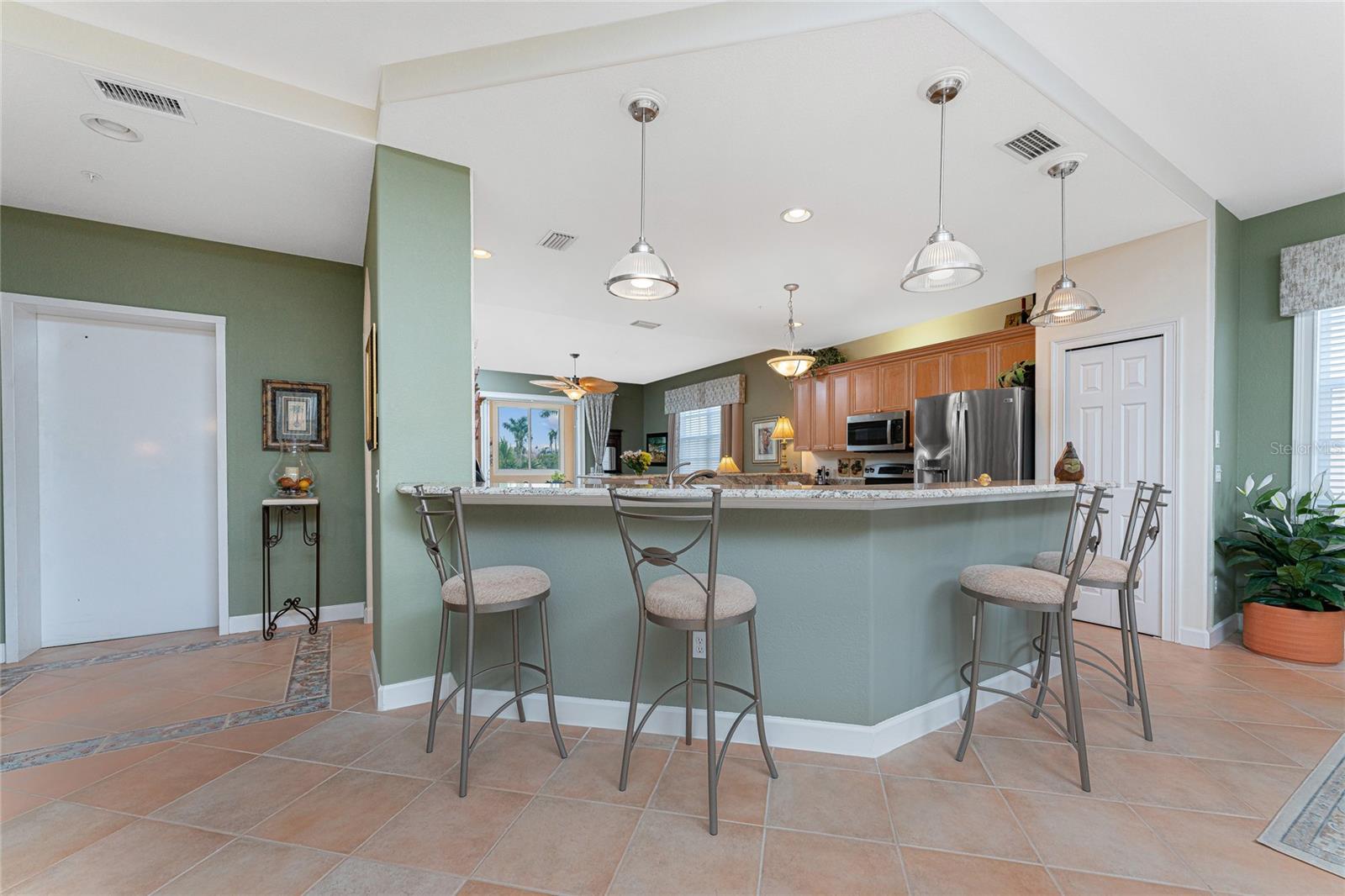 3481B SUNSET KEY CIR #102