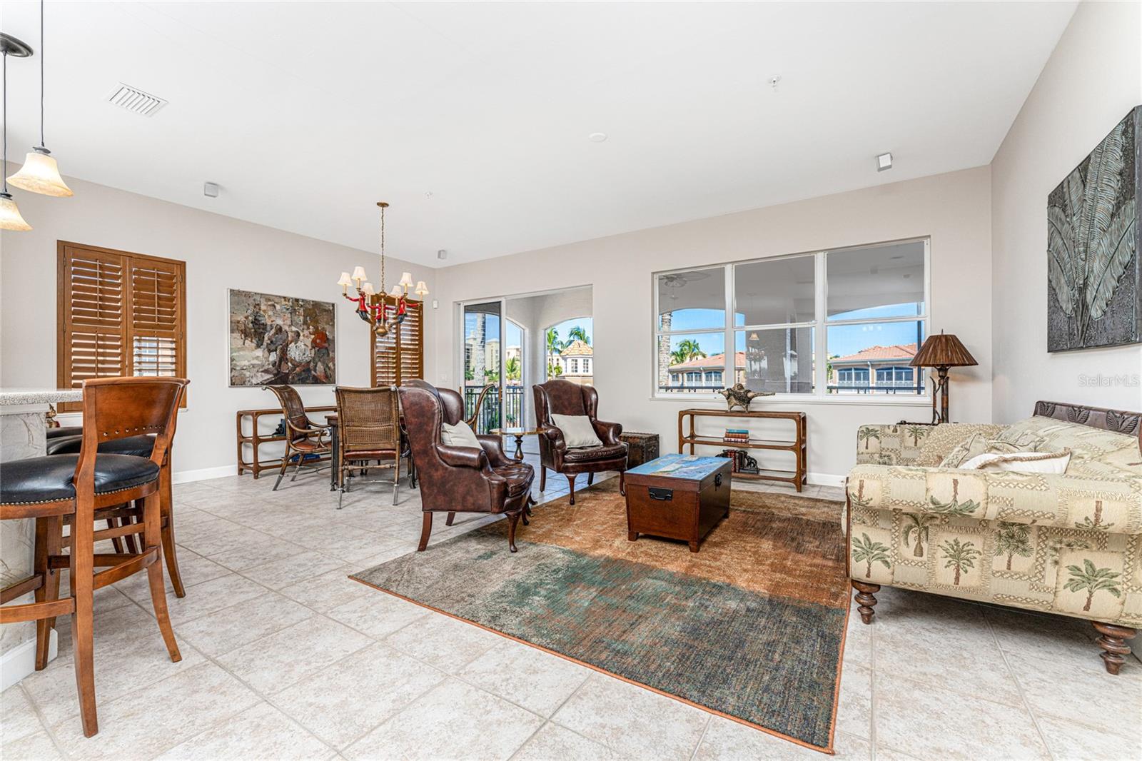 3228 SUNSET KEY CIR #103