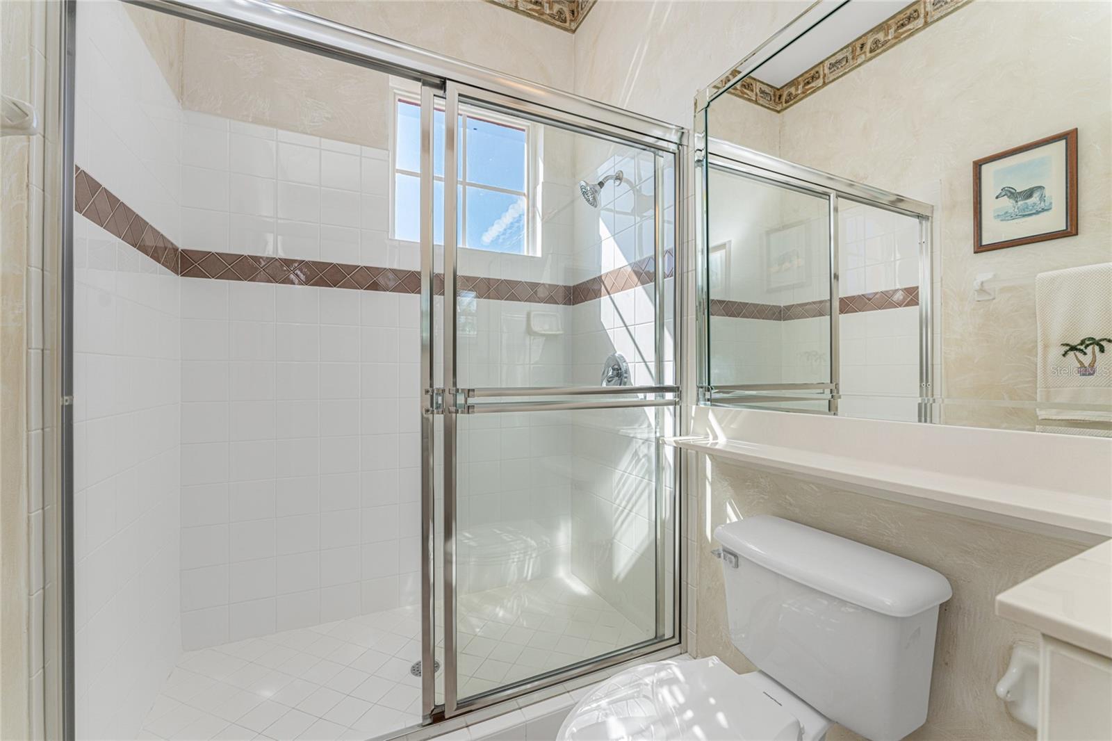 3228 SUNSET KEY CIR #103